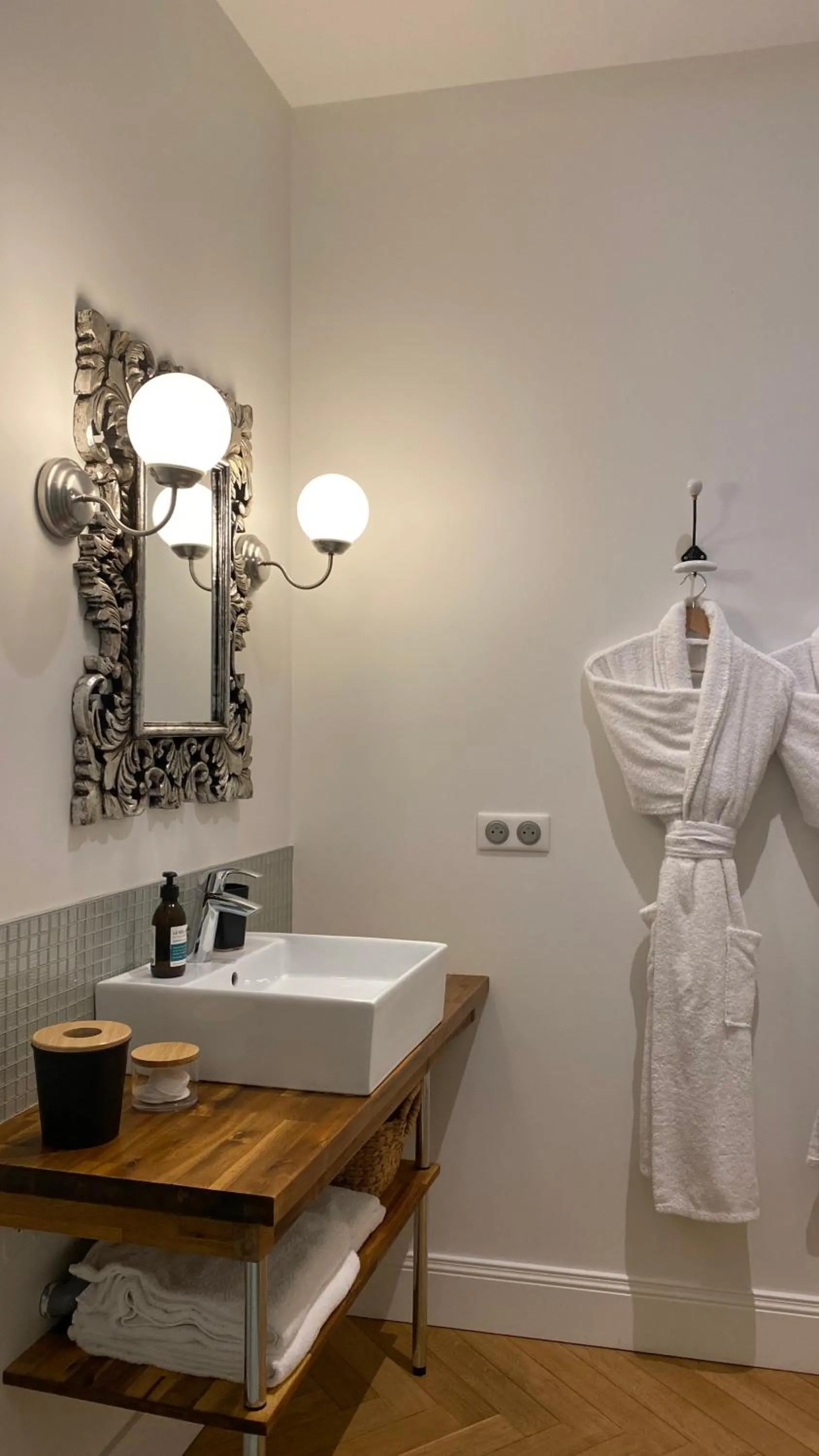 Bathroom in Le Clos des Queyries, Chambres d'Hôtes