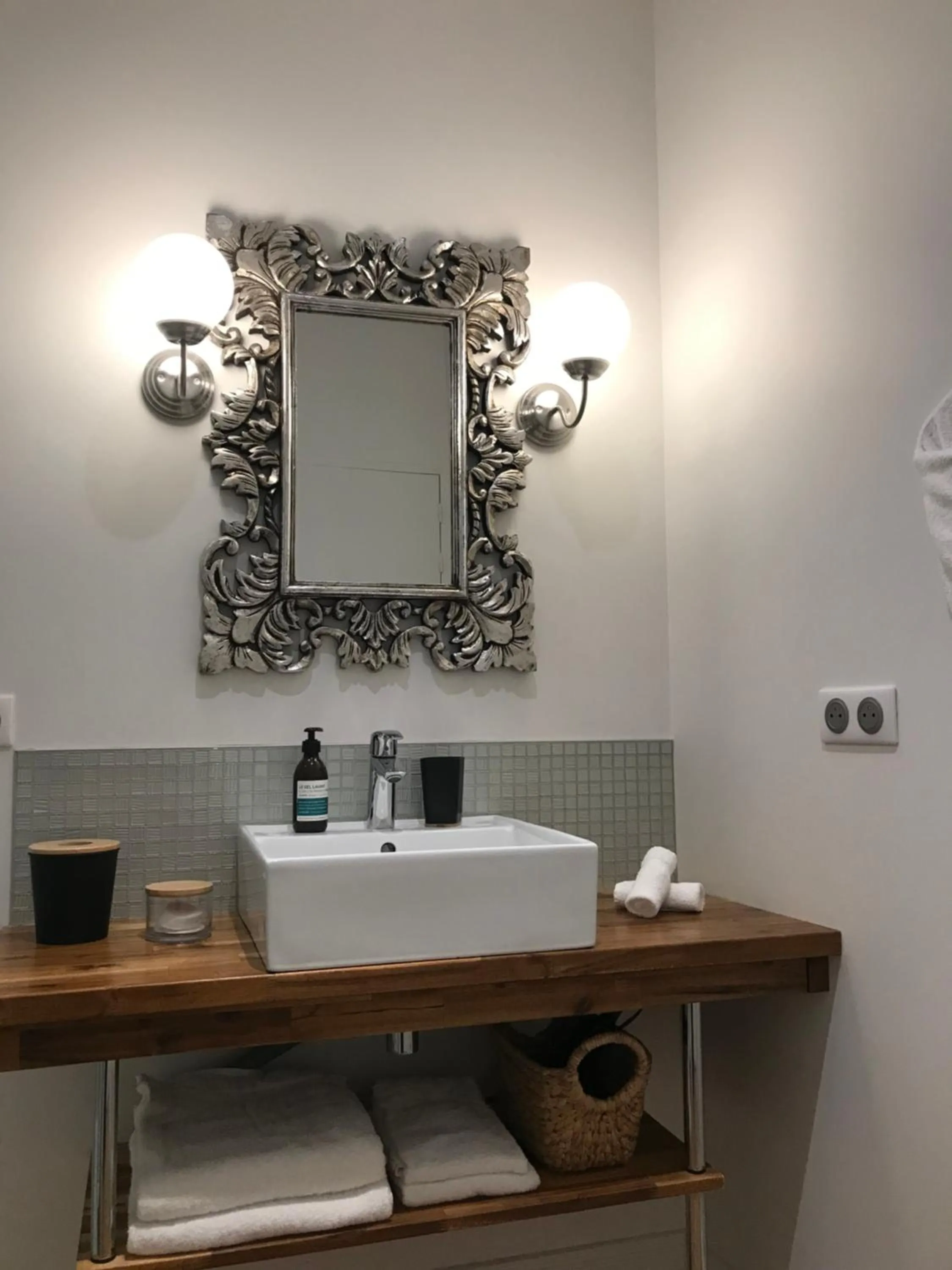 Bathroom in Le Clos des Queyries, Chambres d'Hôtes