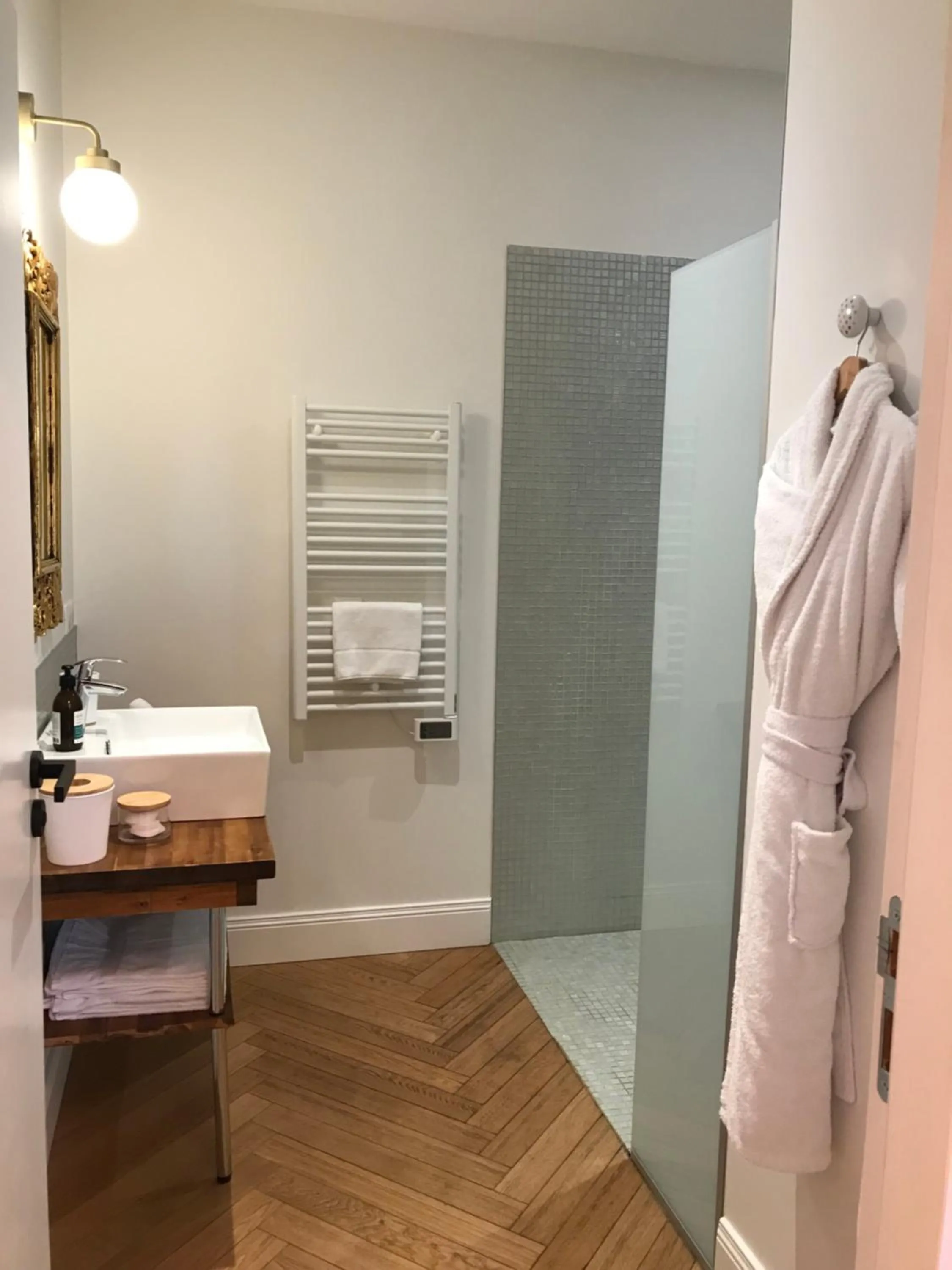 Bathroom in Le Clos des Queyries, Chambres d'Hôtes