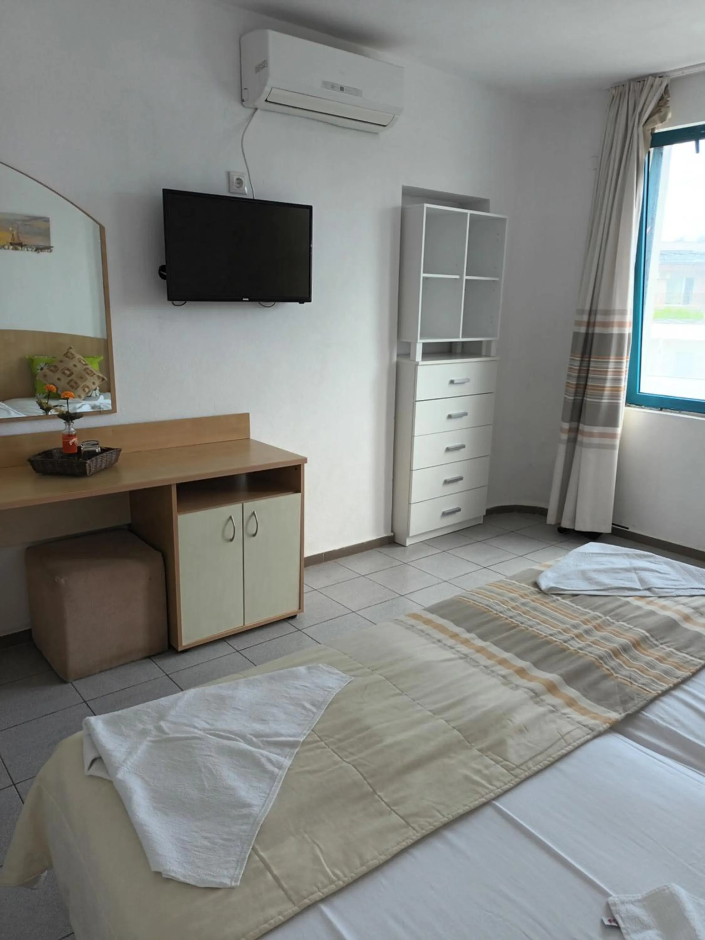 Bed in Alba Family Club Hotel