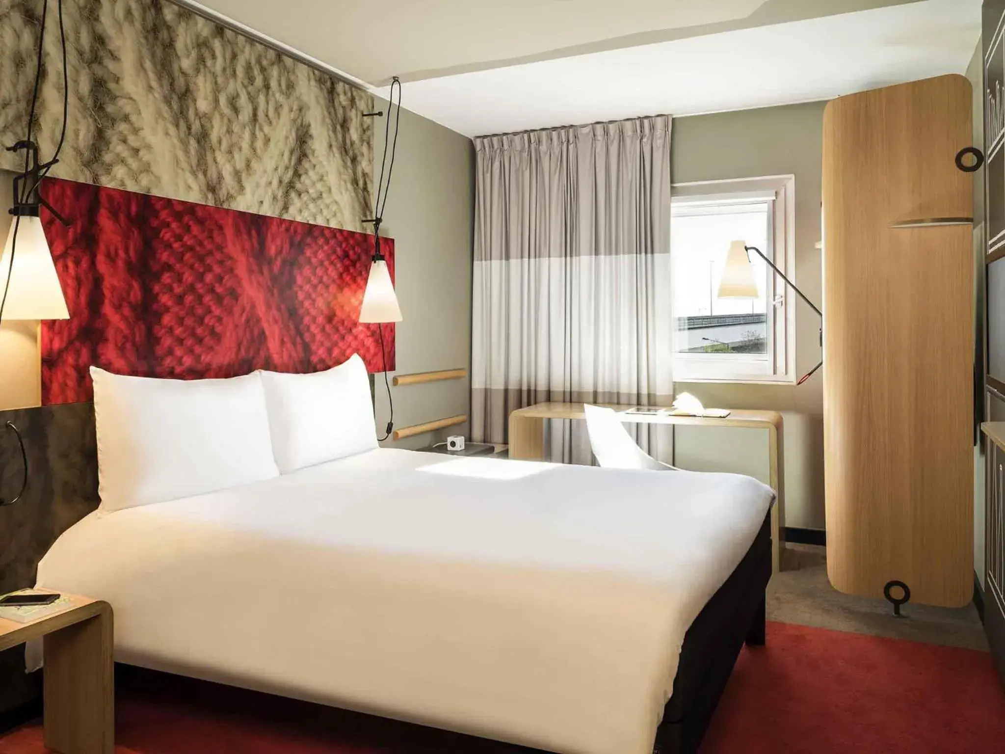 Bedroom, Bed in ibis Paris Saint-Denis Stade Sud Bedroom, Bed in ibis Paris Saint-Denis Stade Sud