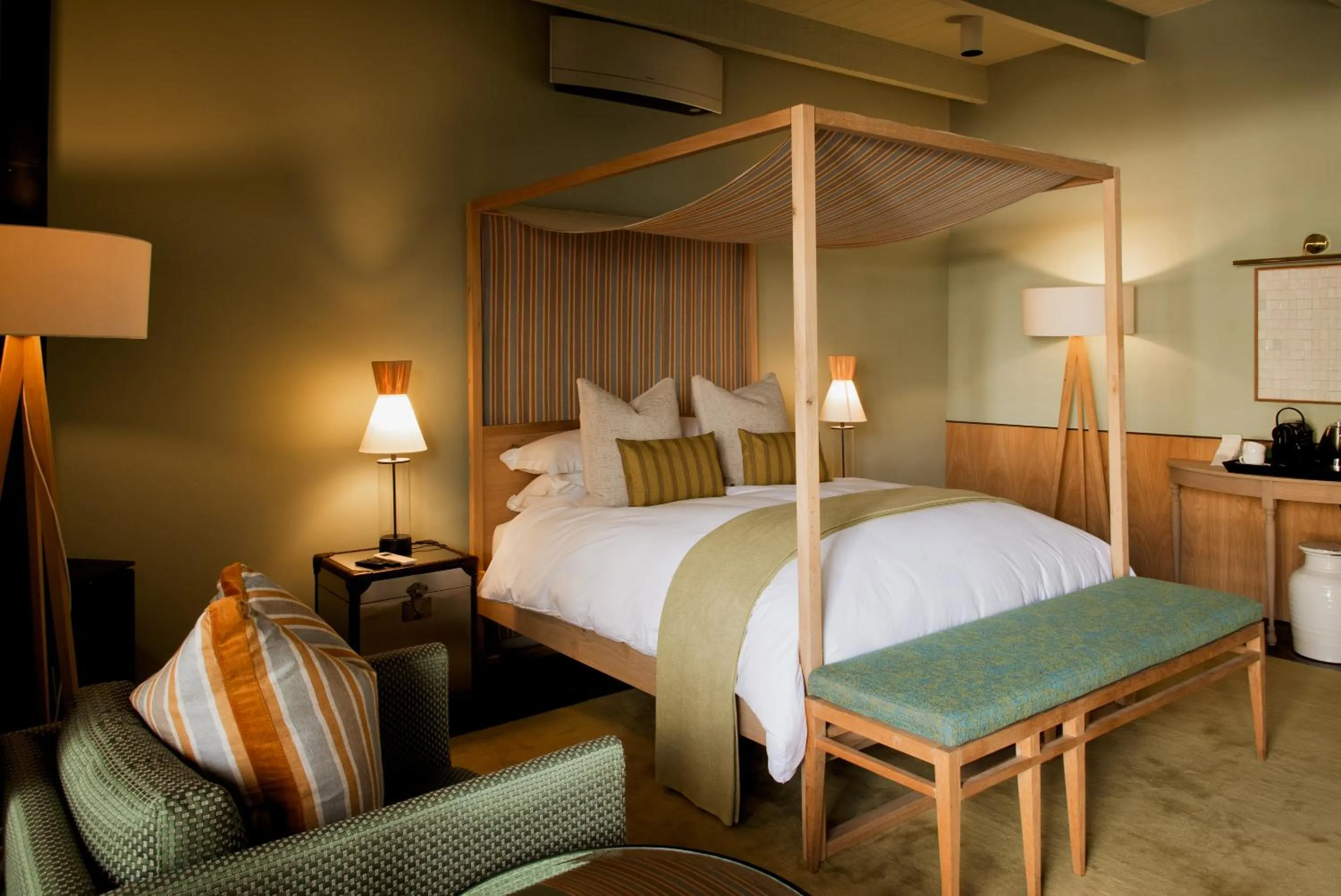 Bed in Bosjes - Herehuis