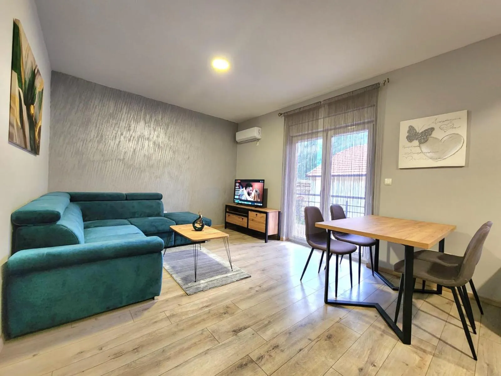 TV and multimedia in Residence Riverside