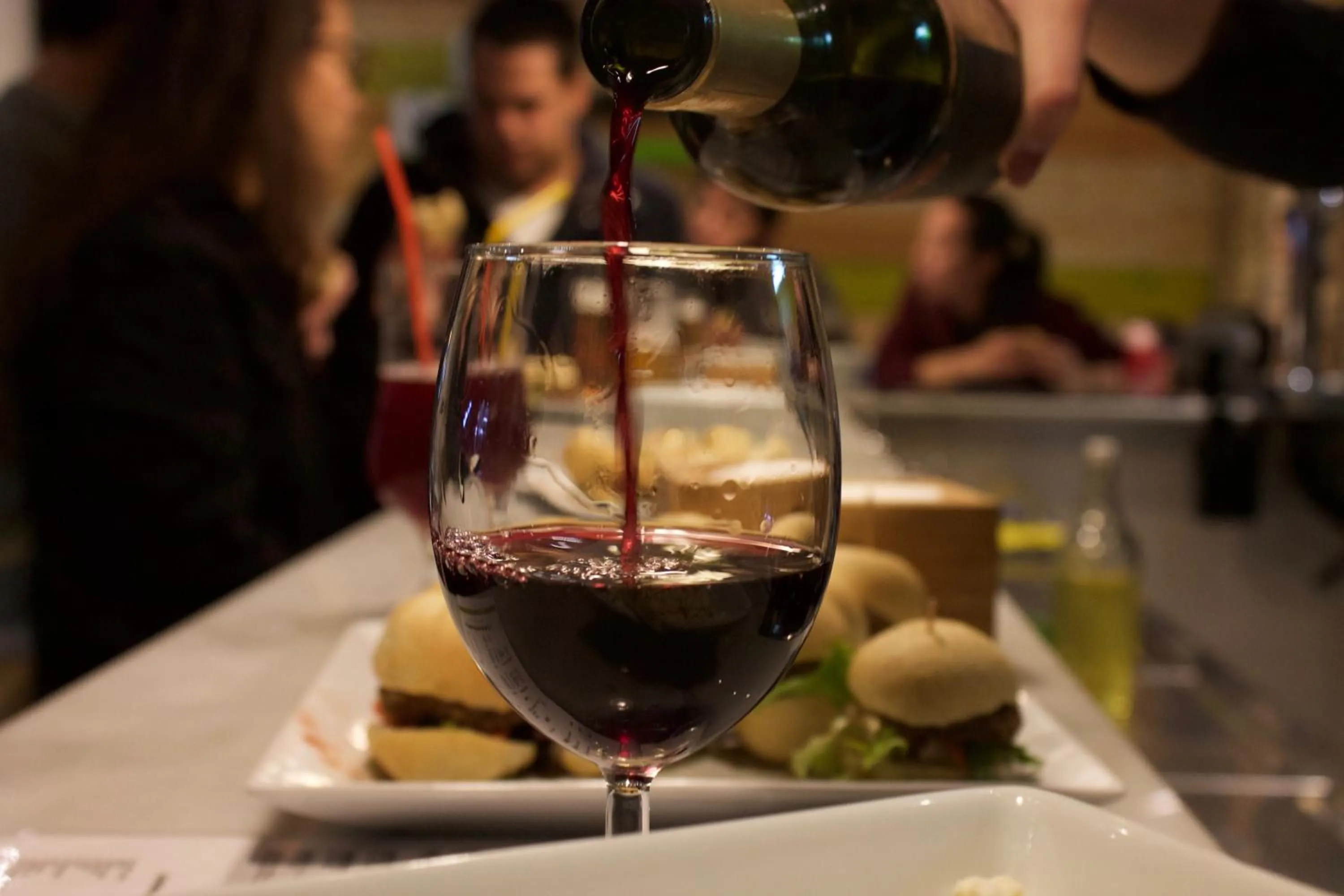 Entertainment in Hola Hostal Eixample