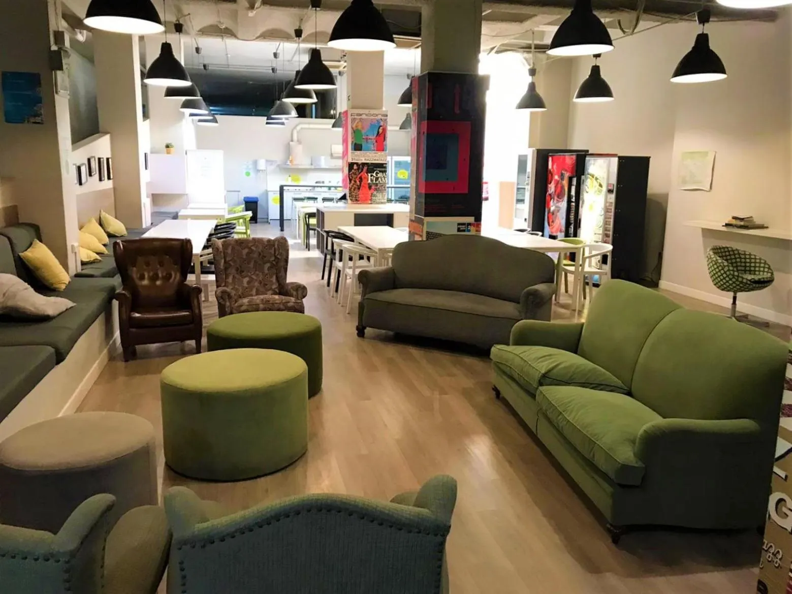 Hola Hostal Eixample