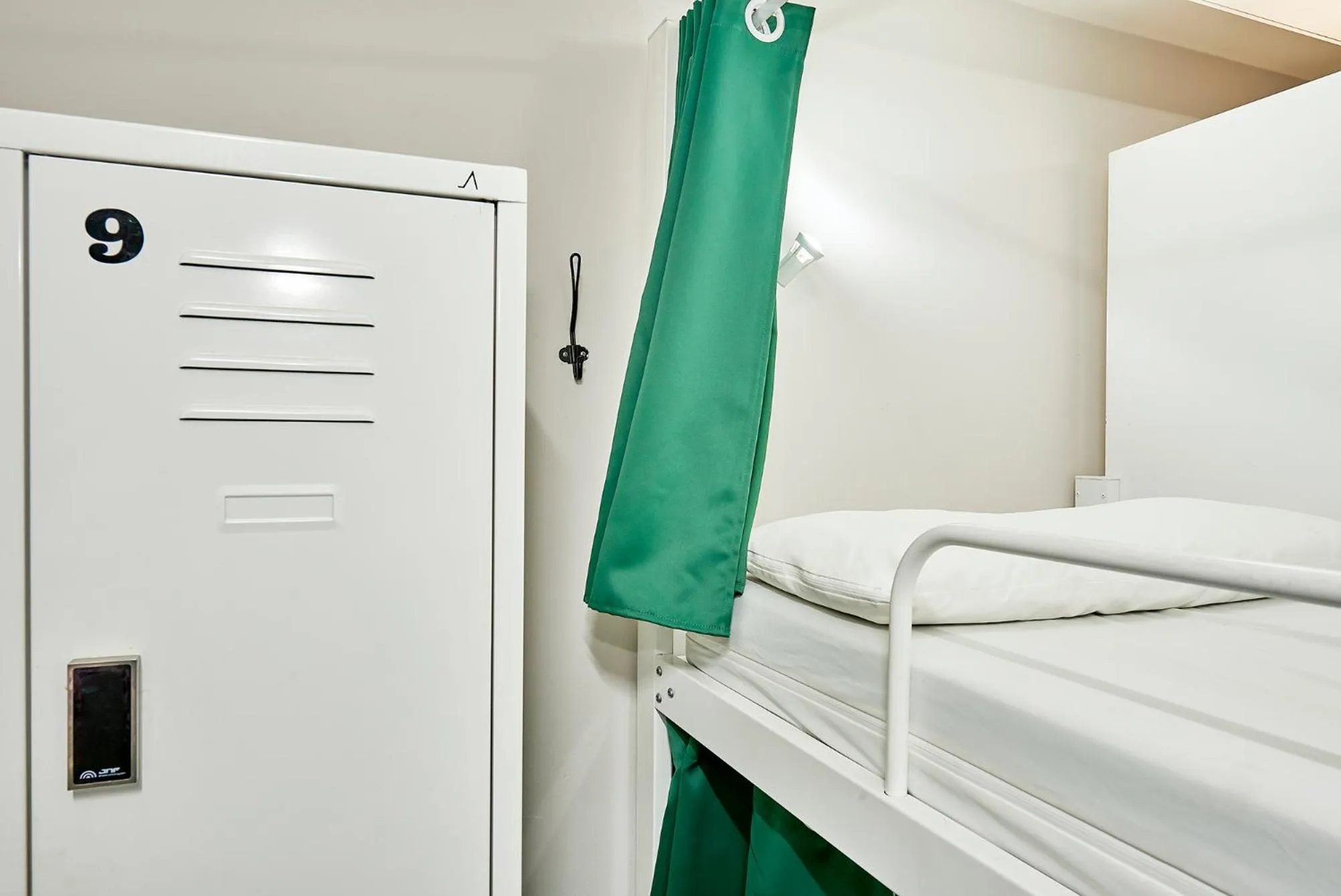 Bed in Hola Hostal Eixample