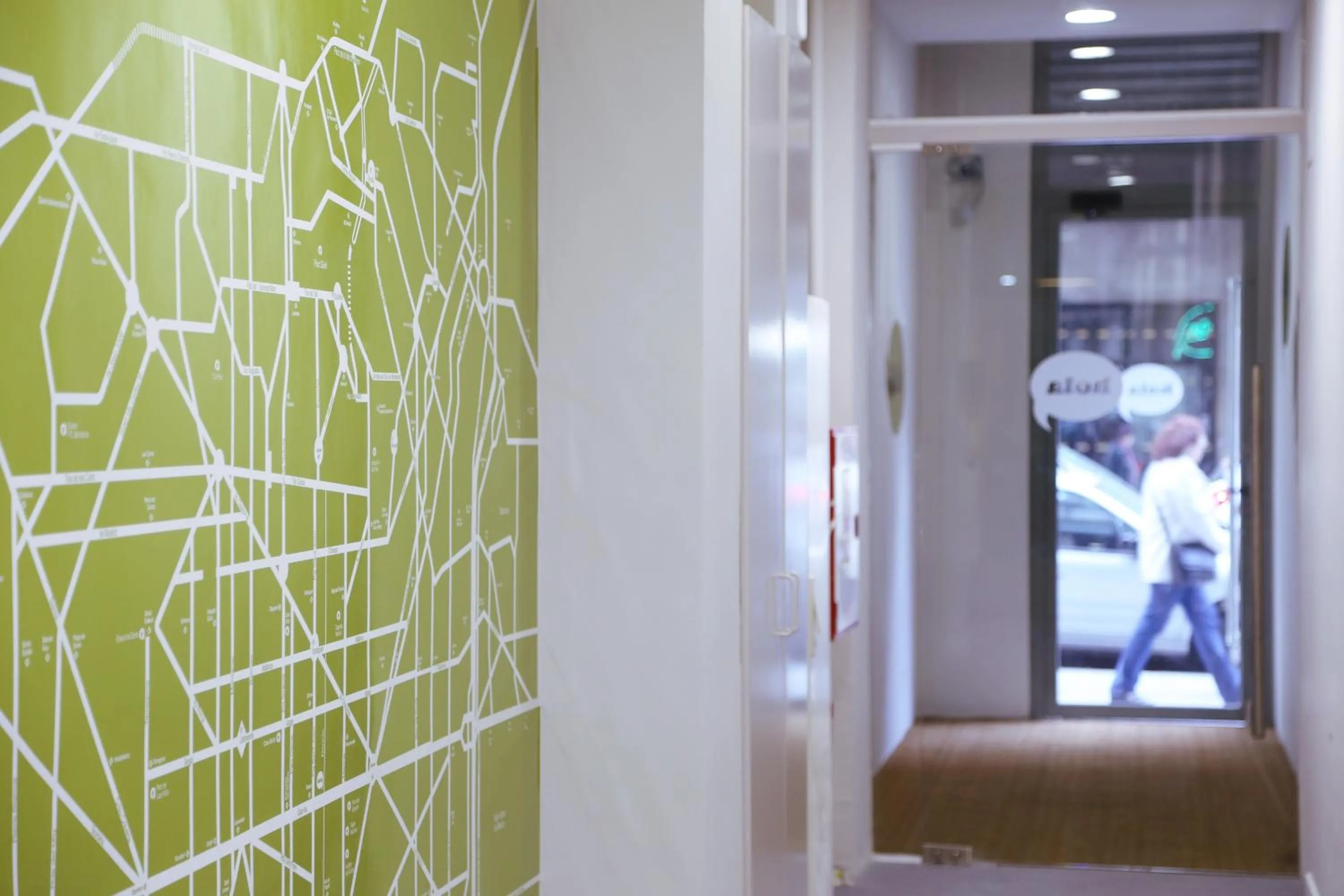 Decorative detail in Hola Hostal Eixample