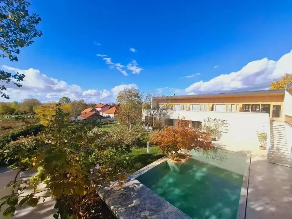 Property building in Hotel Gracanica Property building in Hotel Gracanica