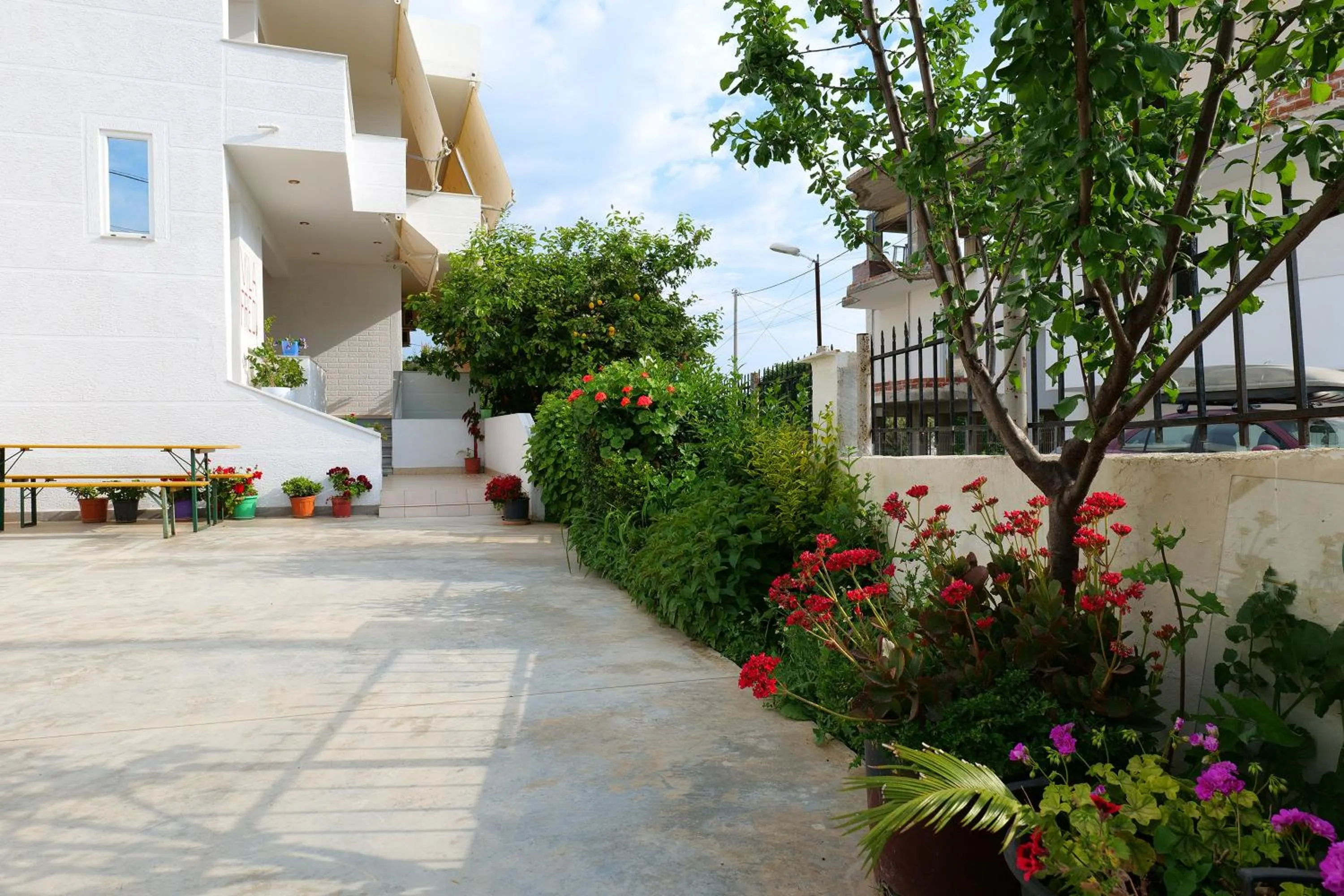 Property building in Vila Fredi