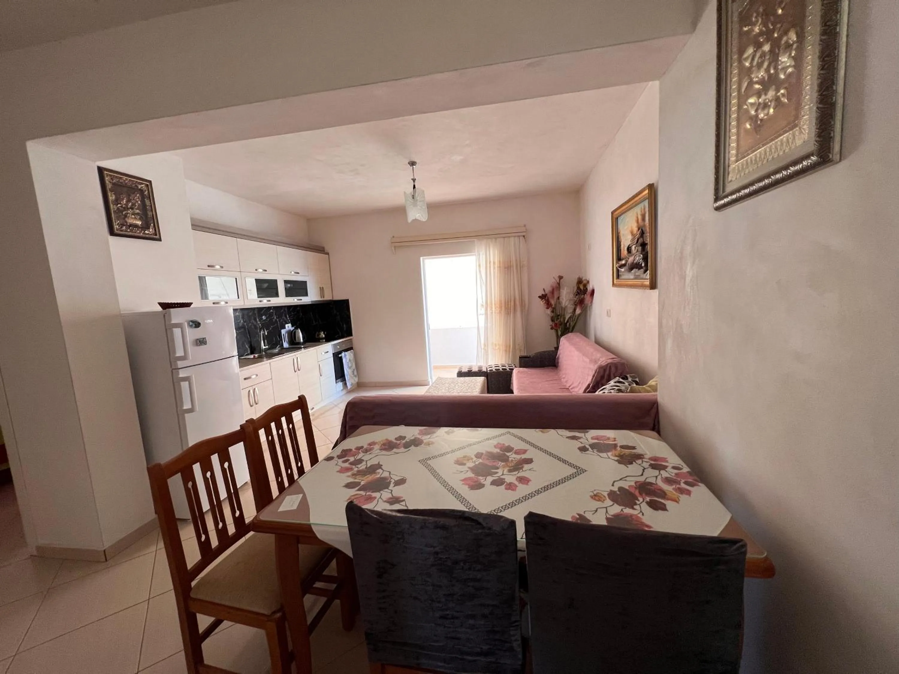 Kitchen or kitchenette, Bed in Vila Fredi