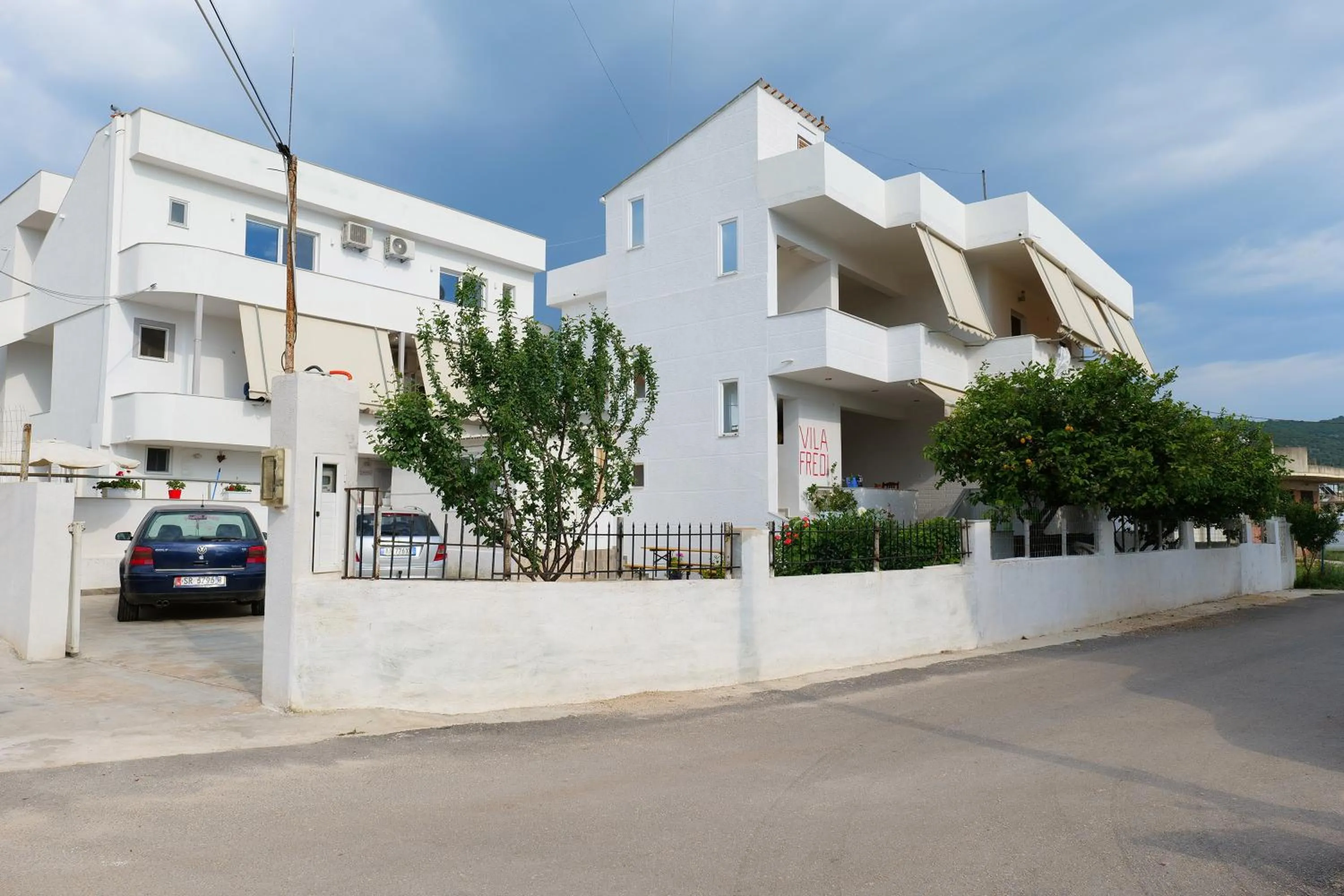 Property building in Vila Fredi