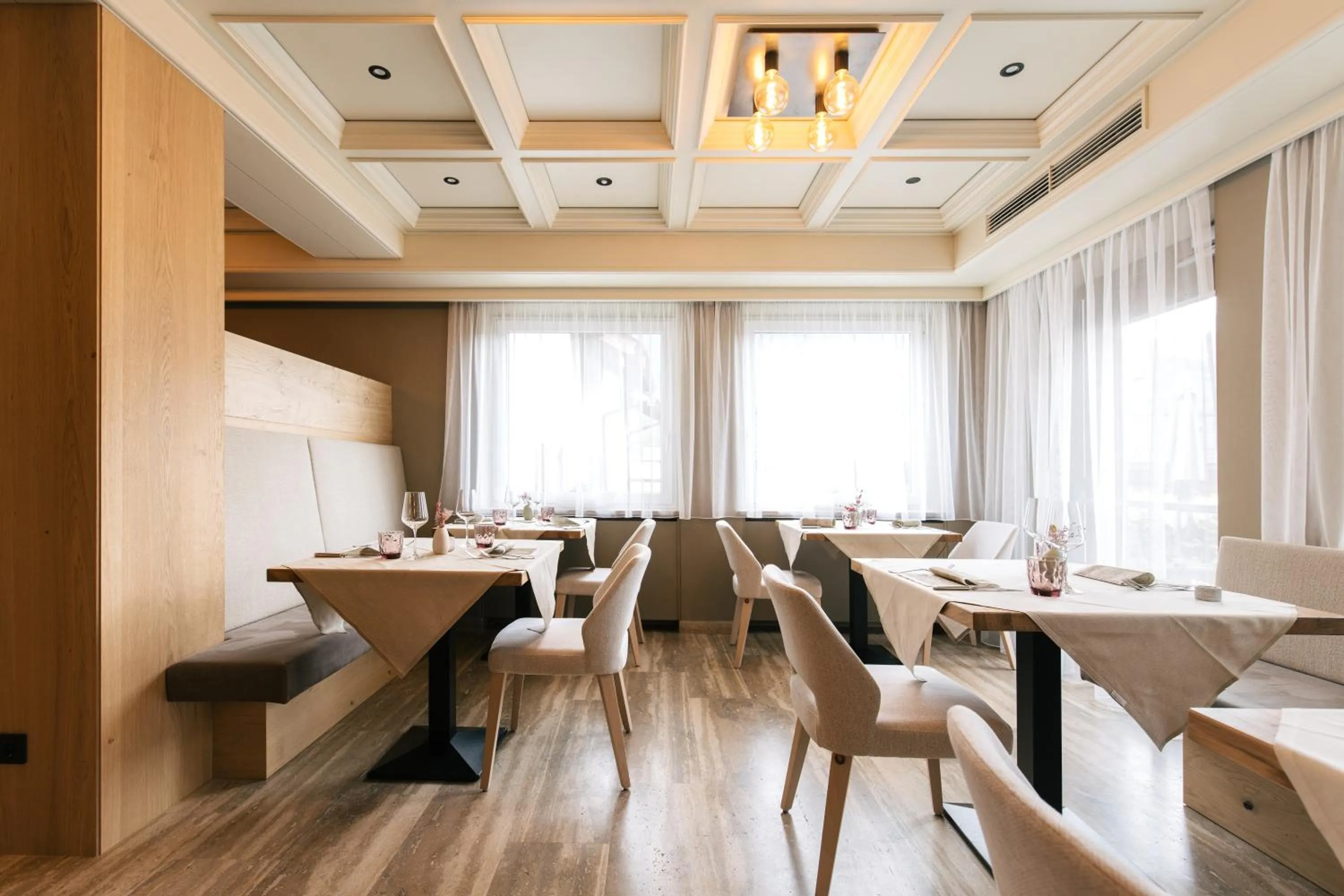 Restaurant/places to eat in Weingut & Genusshotel Spitalerhof Superior