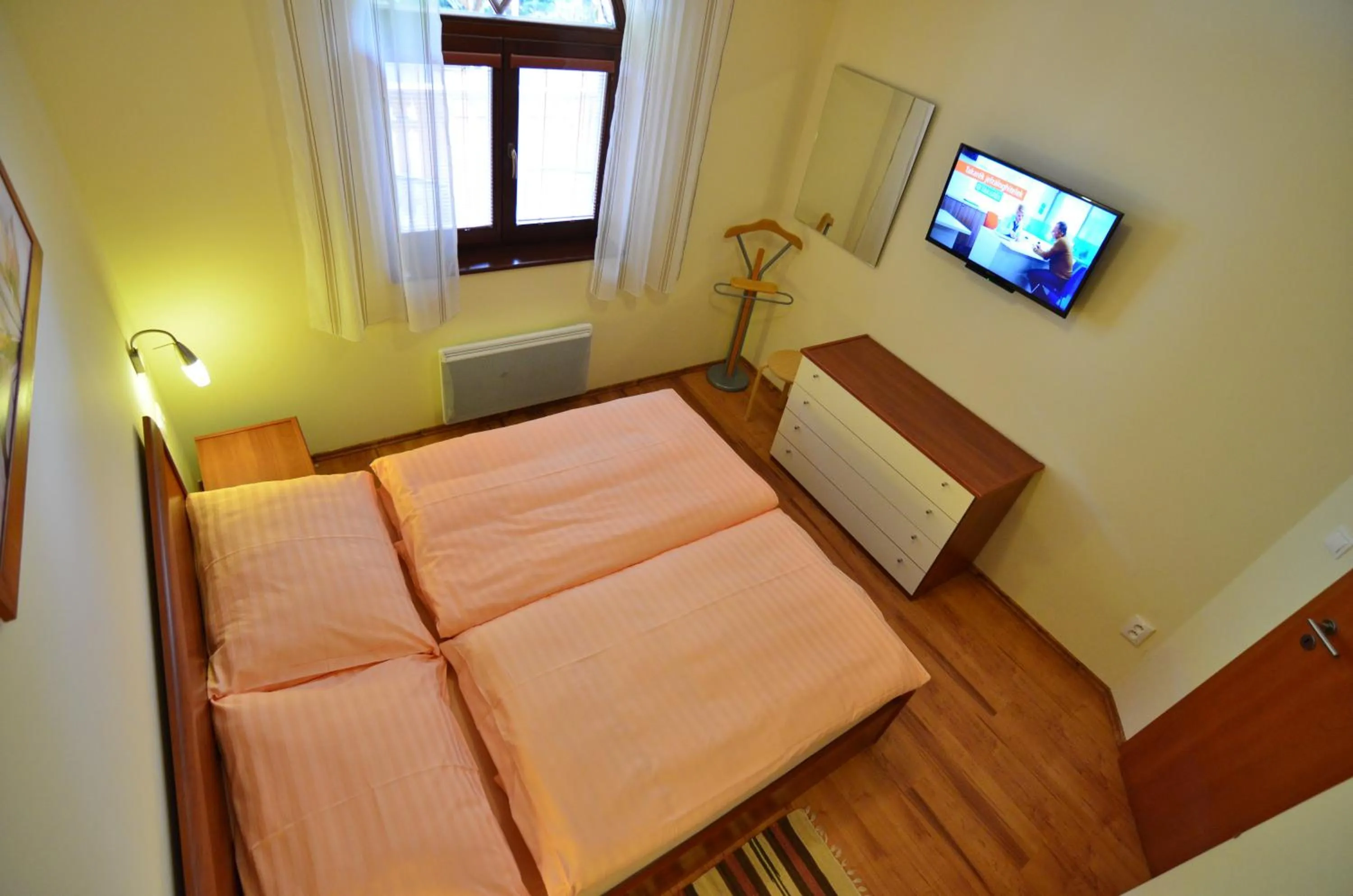 Bedroom, Bed in Apartmán KLAUDIA Tále
