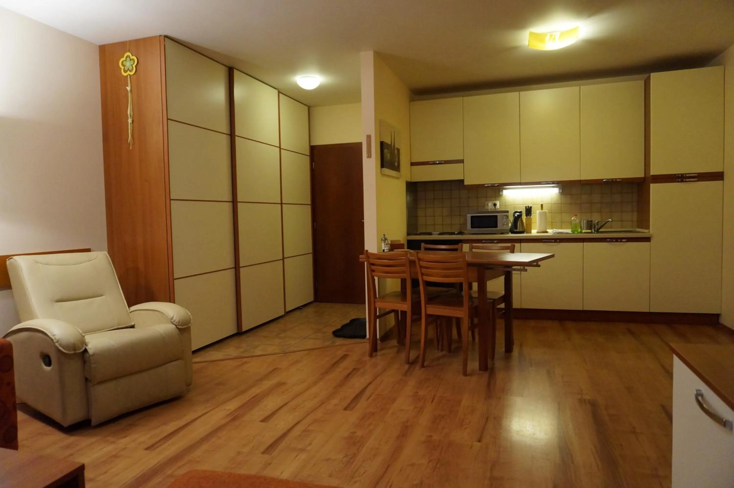 Kitchen or kitchenette in Apartmán KLAUDIA Tále