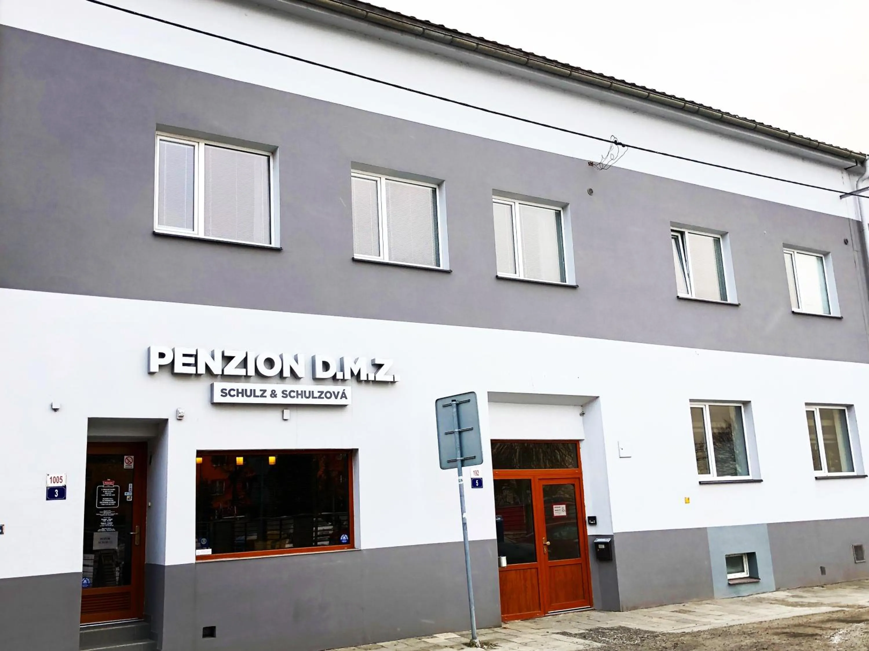 Penzion DMZ