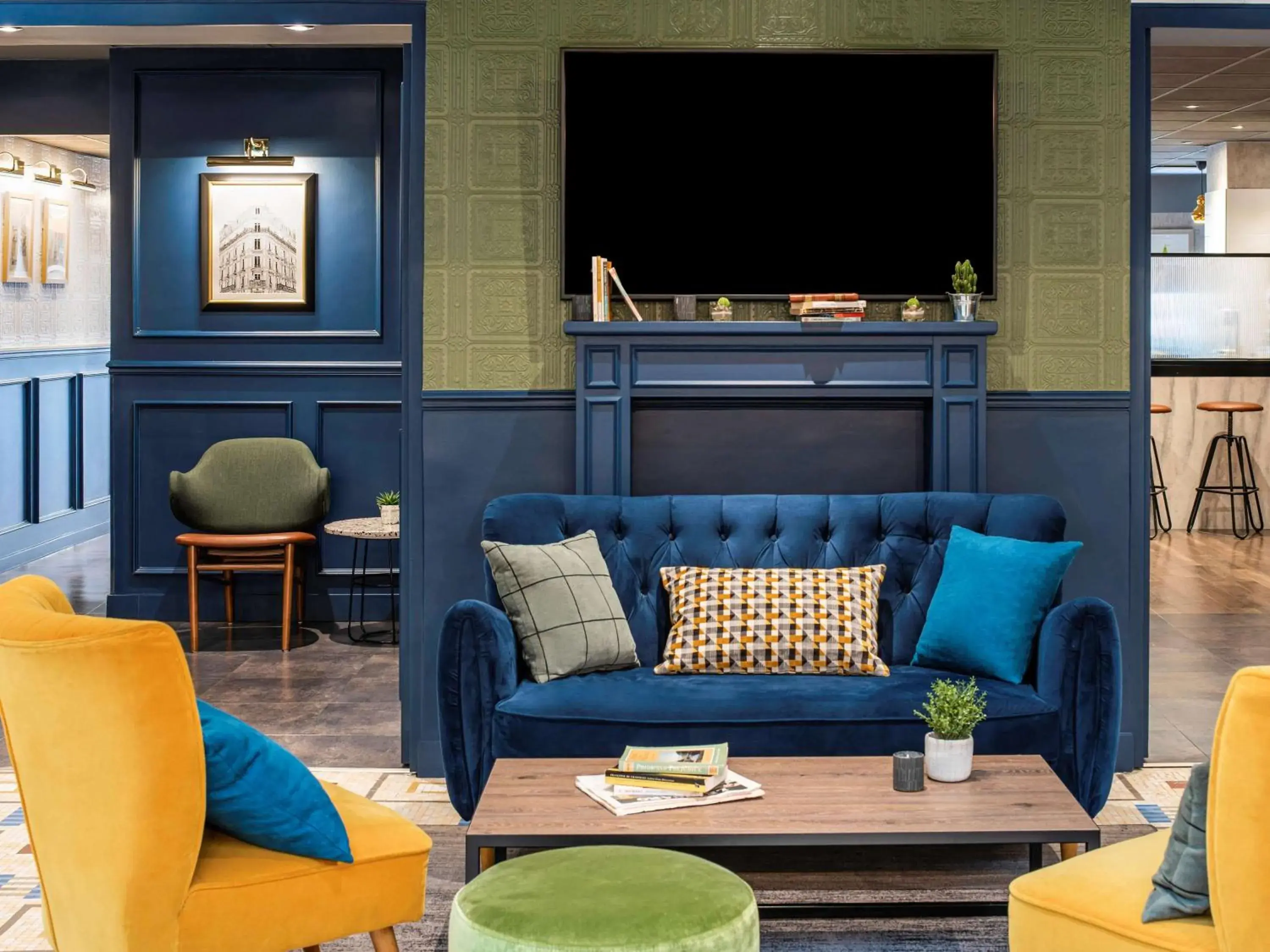 Lounge or bar in ibis Paris Grands Boulevards Opéra 9e Lounge or bar in ibis Paris Grands Boulevards Opéra 9e