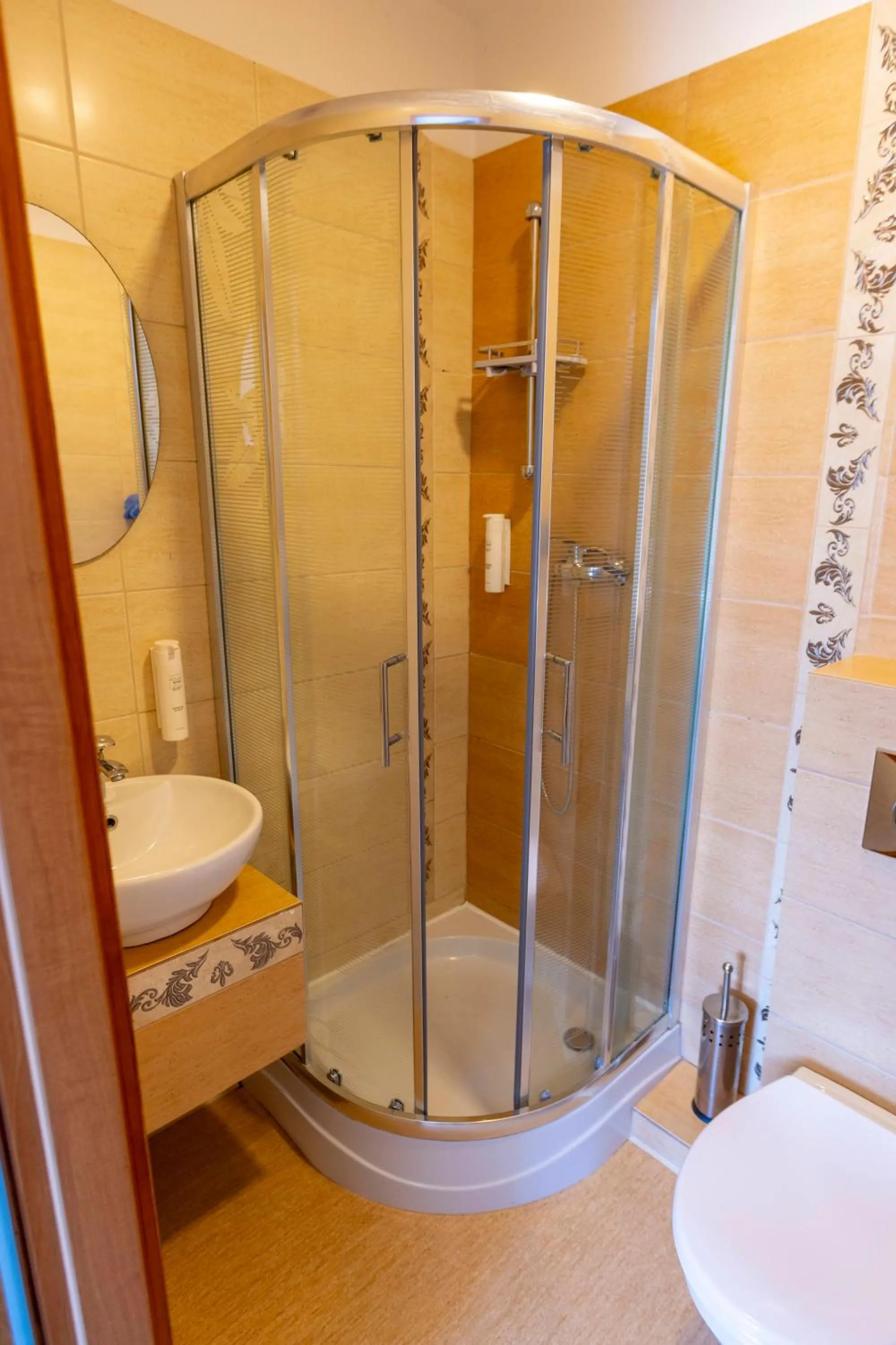 Shower in Gościniec Pod Markizami