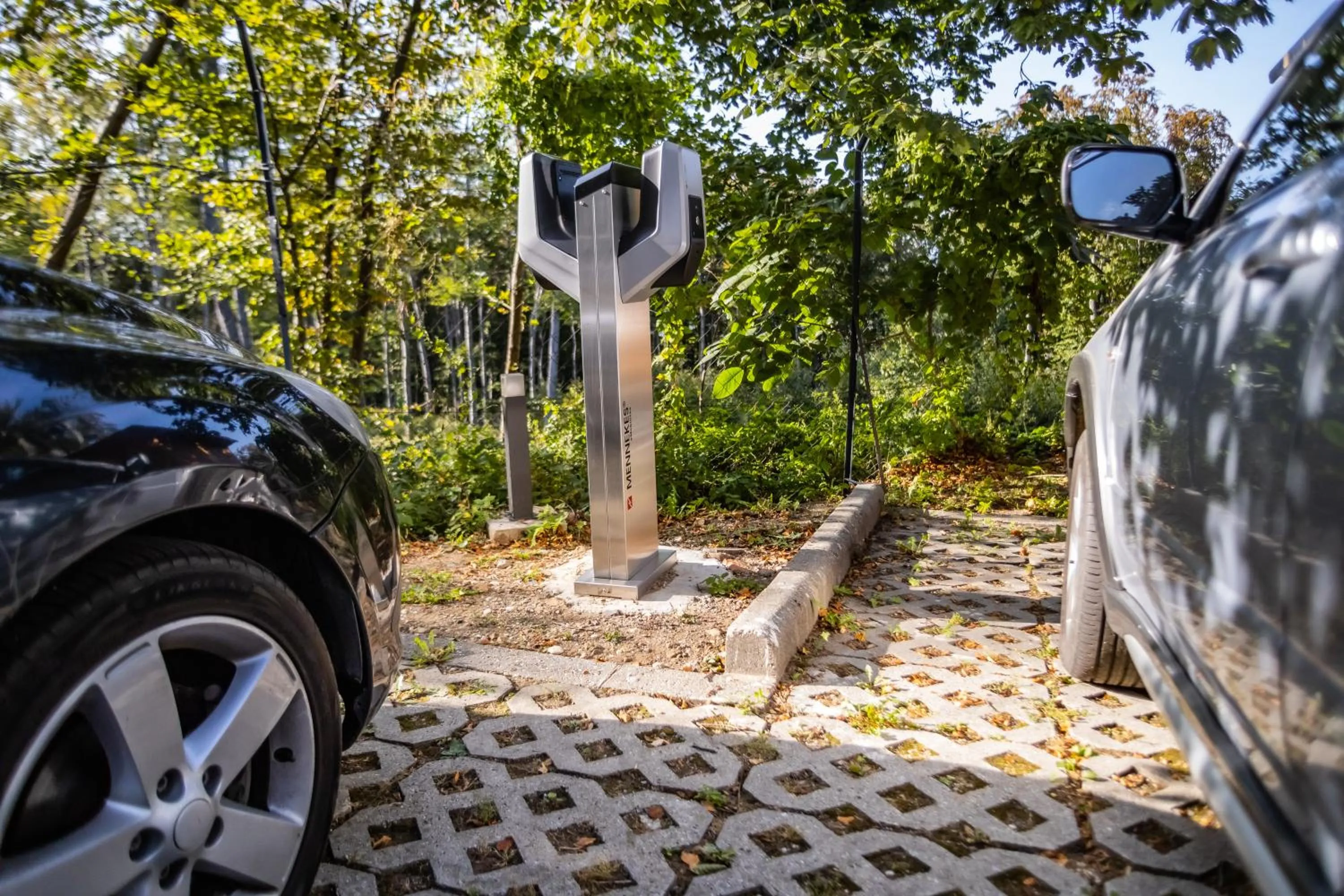 Parking in 4 Évszak Hegyihotel