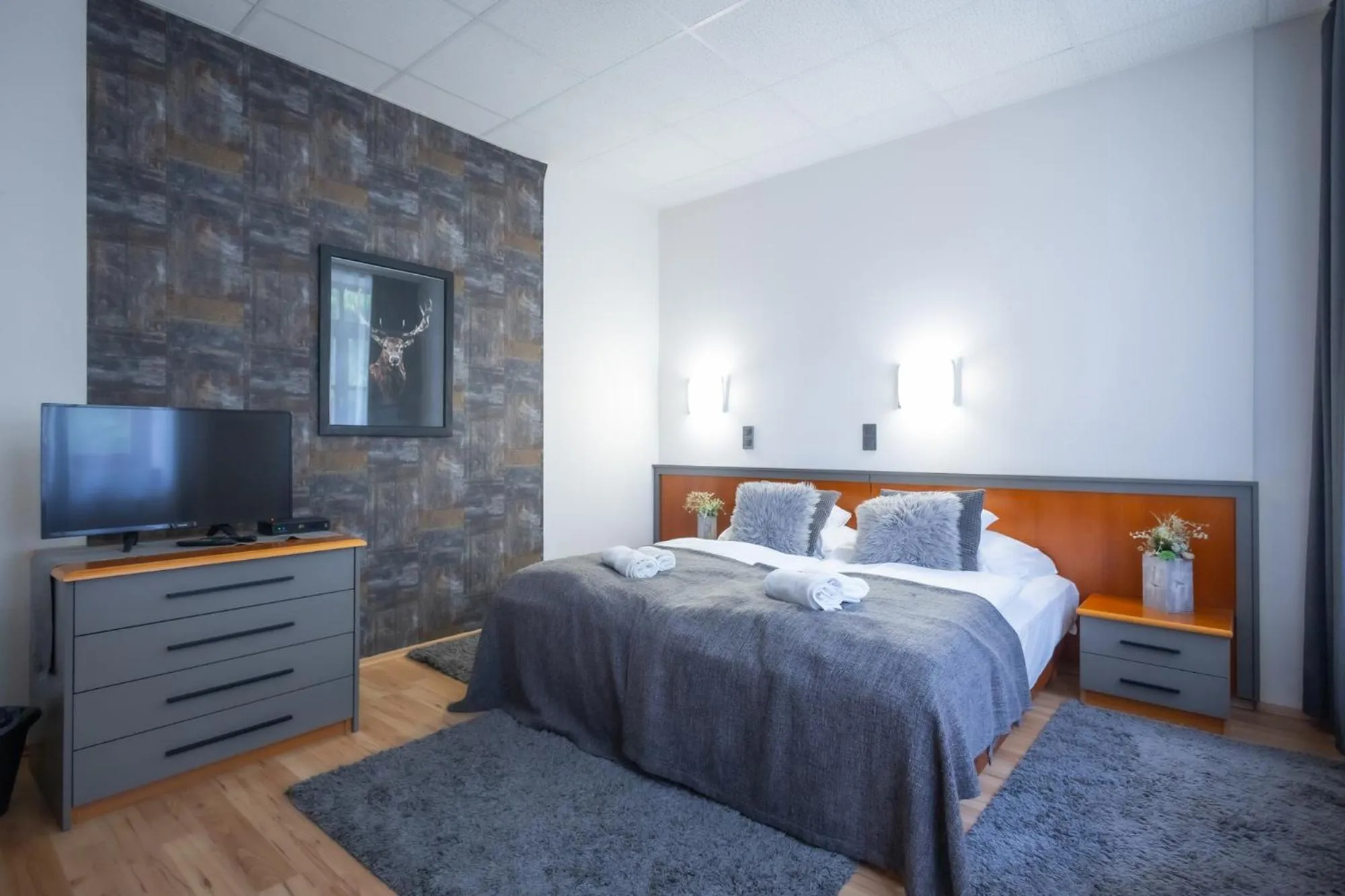 Photo of the whole room, Bed in 4 Évszak Hegyihotel