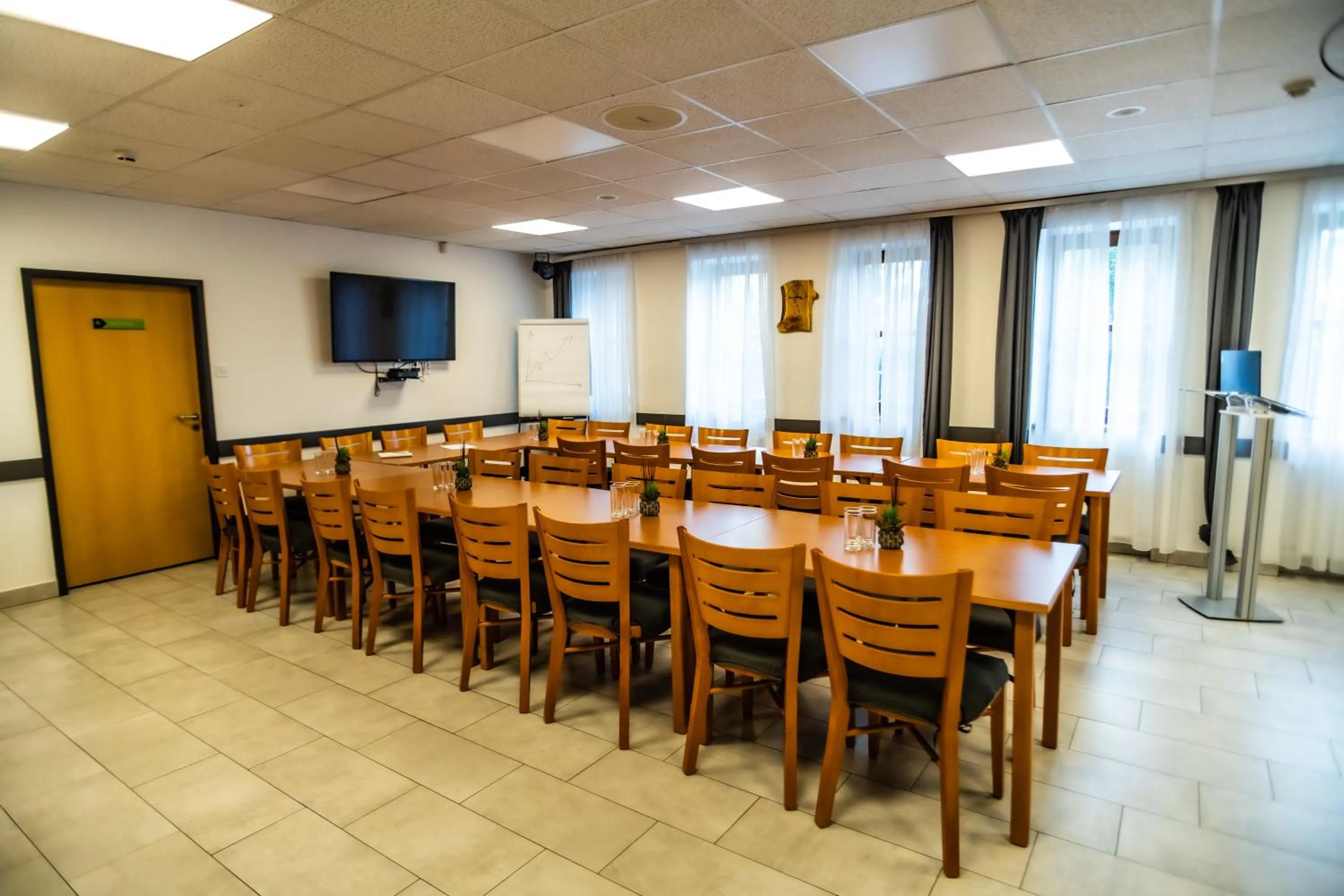 TV and multimedia in 4 Évszak Hegyihotel