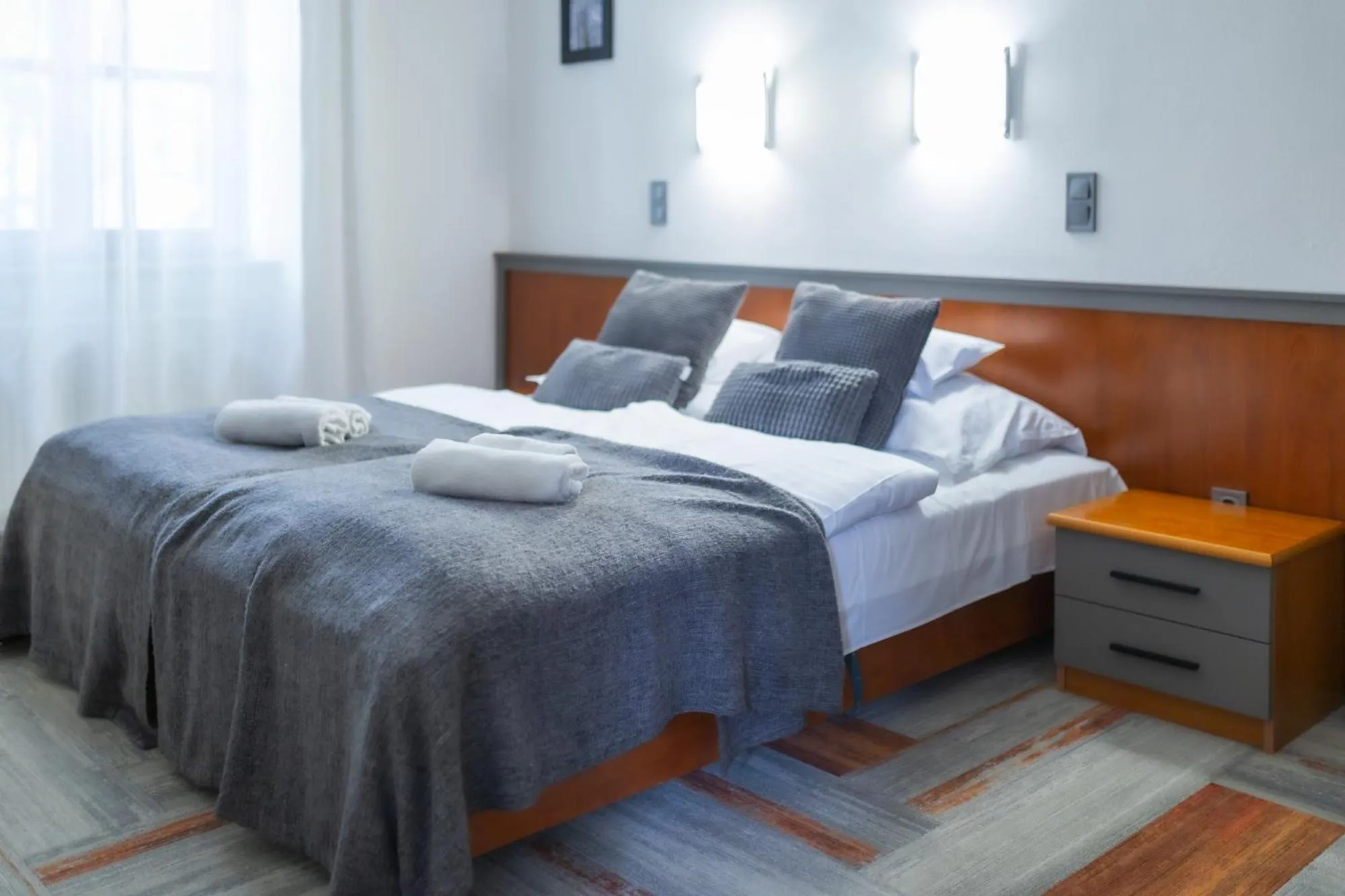 Bed in 4 Évszak Hegyihotel