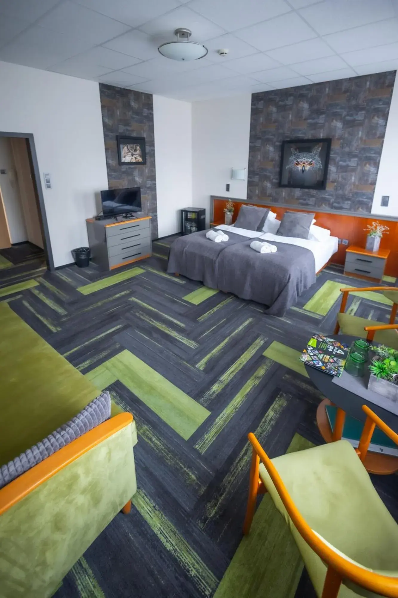 Triple Room with Bathroom in 4 Évszak Hegyihotel Triple Room with Bathroom in 4 Évszak Hegyihotel