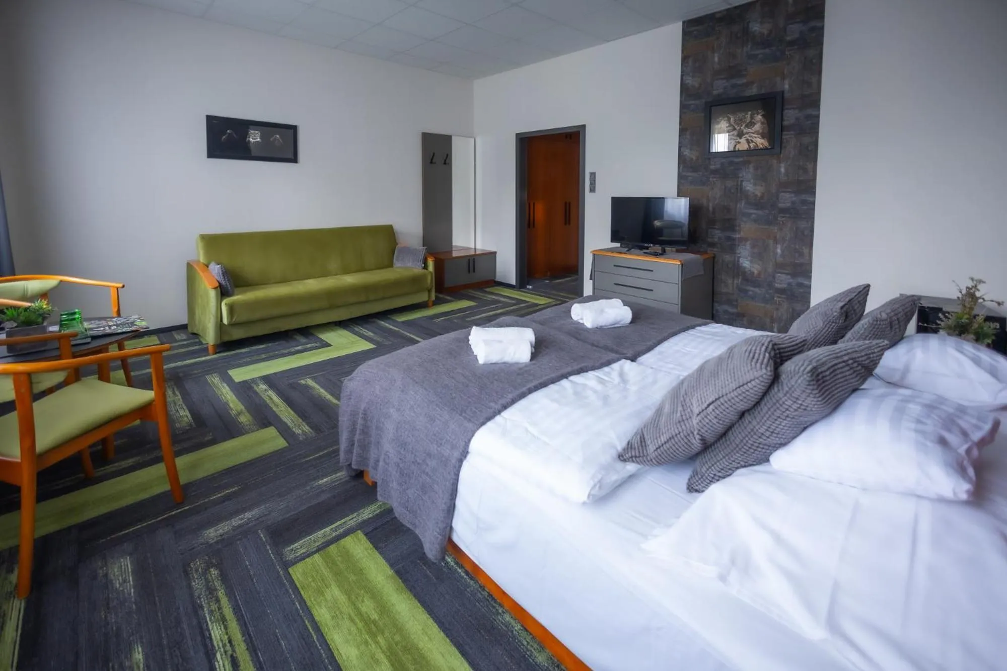 Bed in 4 Évszak Hegyihotel