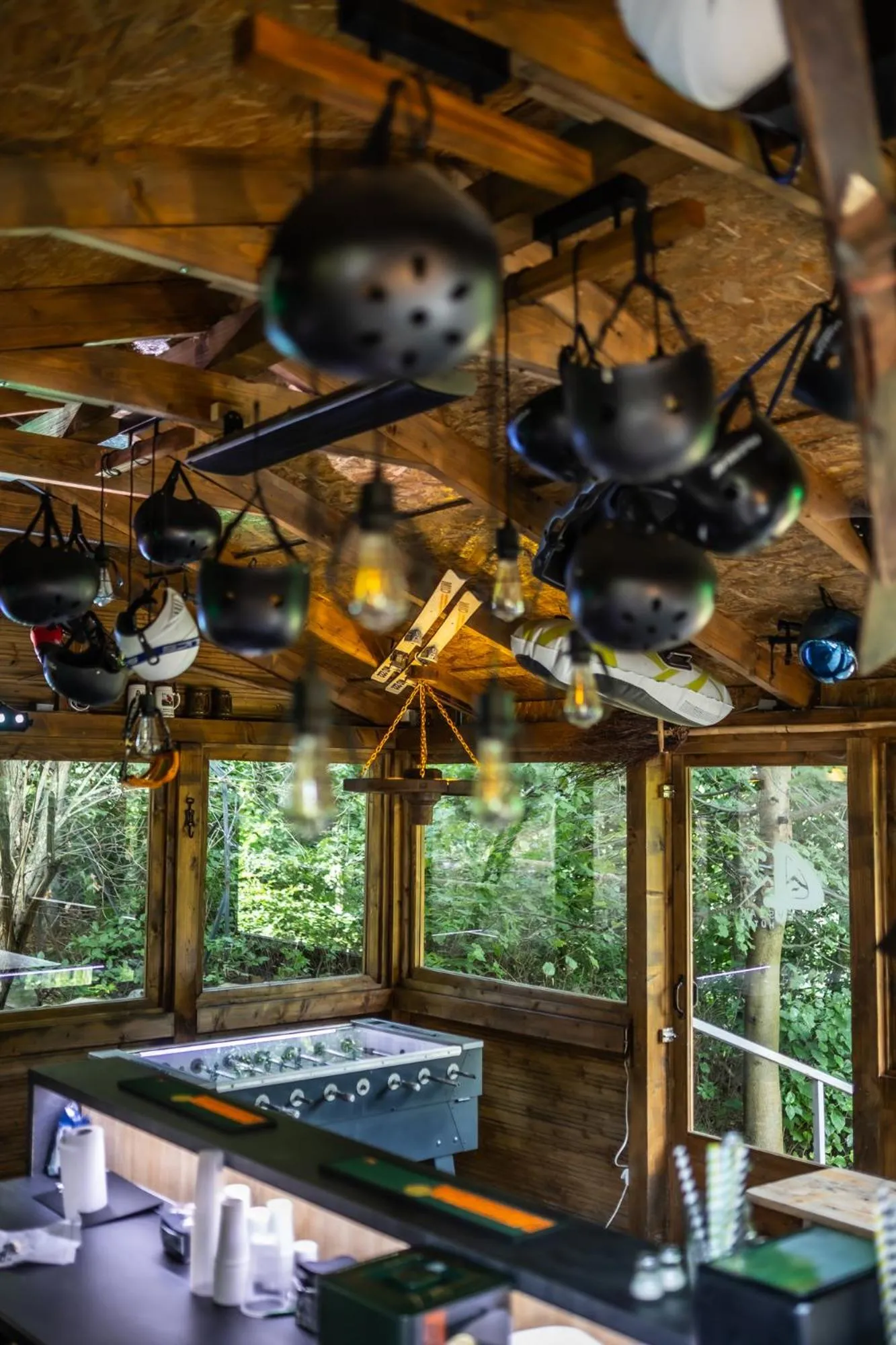 Lounge or bar in 4 Évszak Hegyihotel