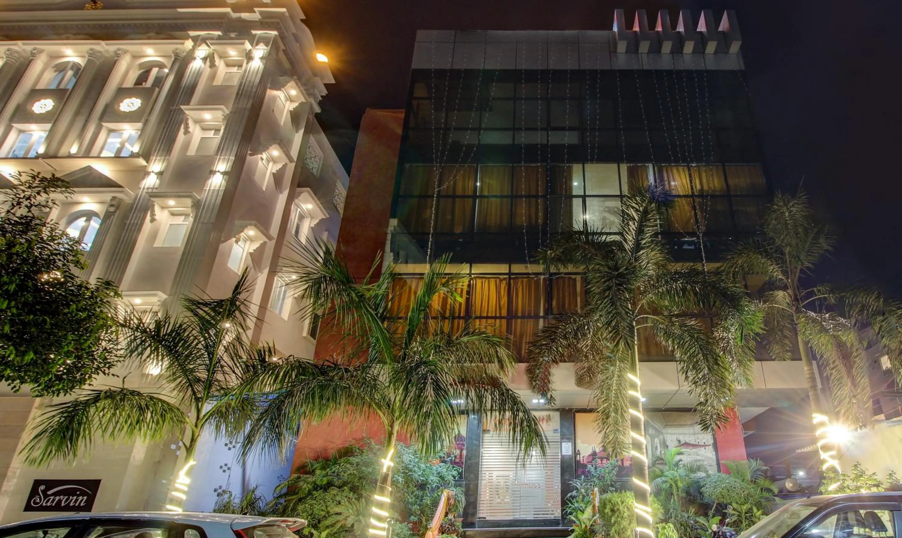 Property building in Hotel Amanda