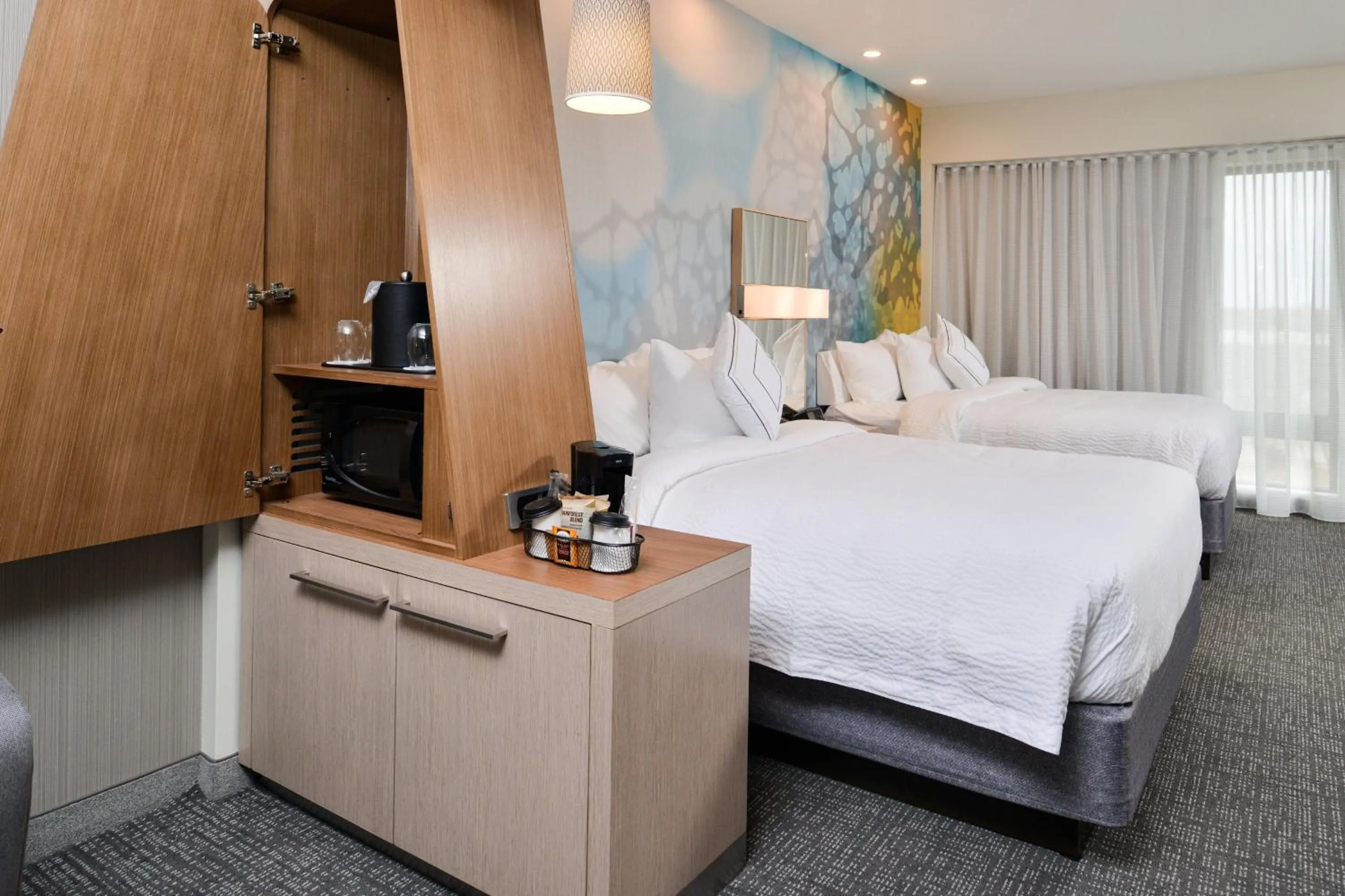 Photo of the whole room, Bed in Courtyard Kansas City Olathe