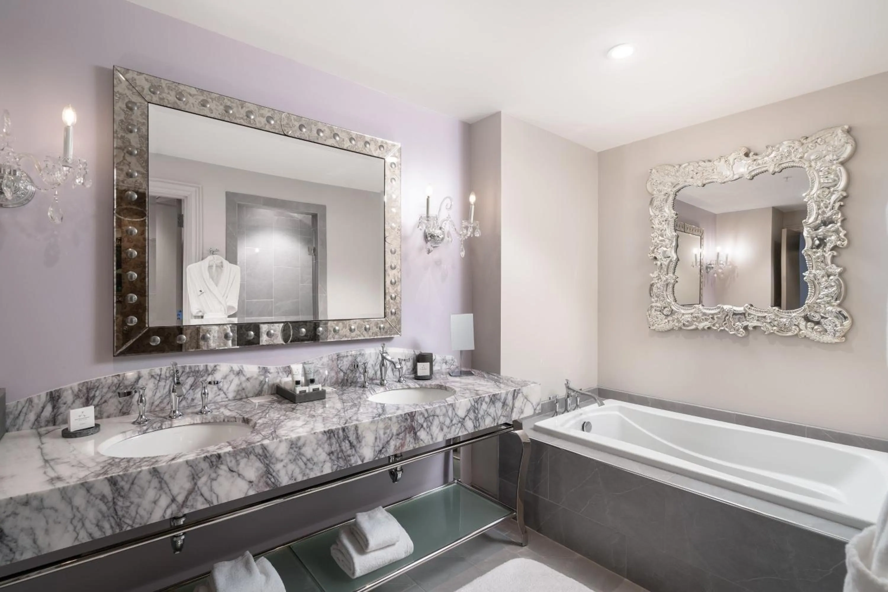 Bathroom in JW Marriott Savannah Plant Riverside District