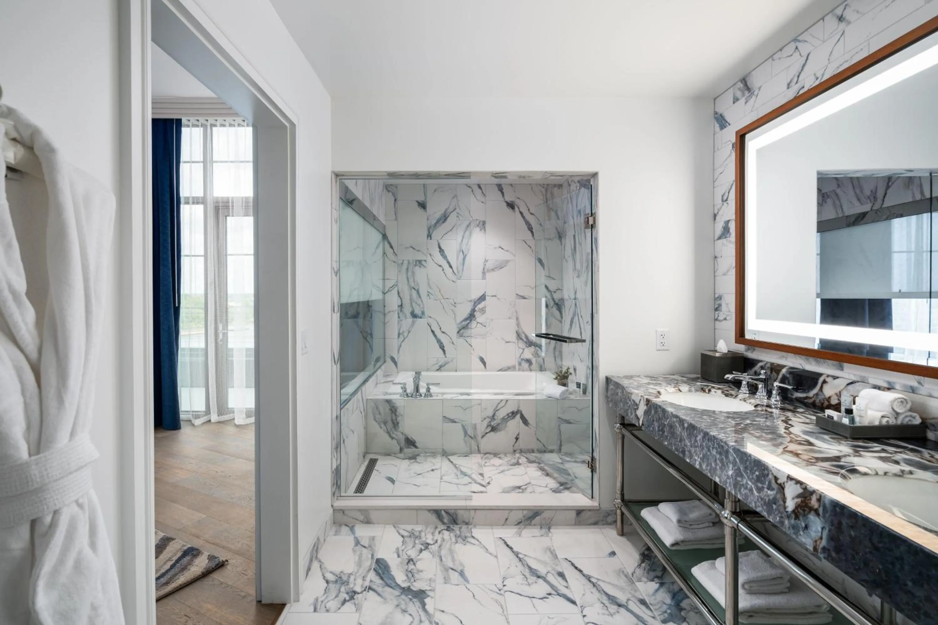 Bathroom in JW Marriott Savannah Plant Riverside District