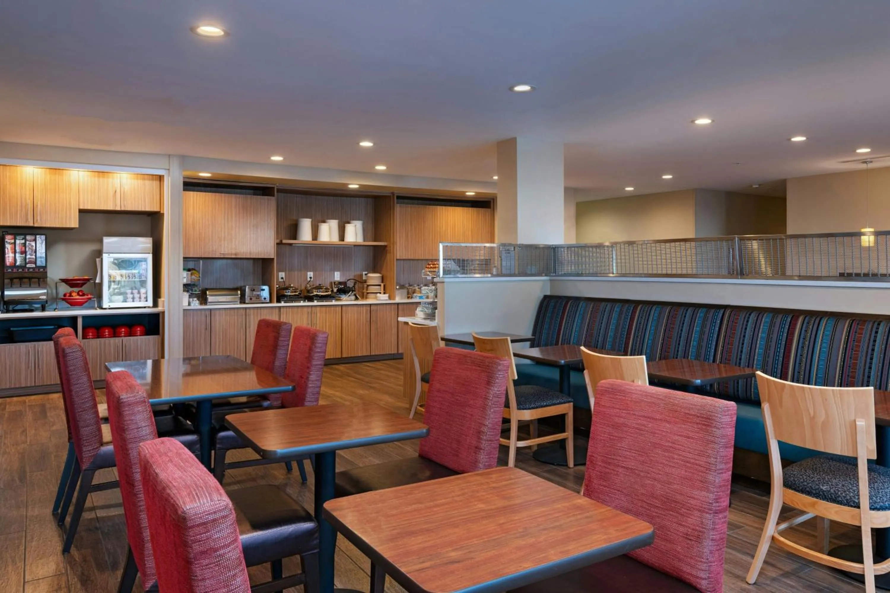 Breakfast in TownePlace Suites El Paso North