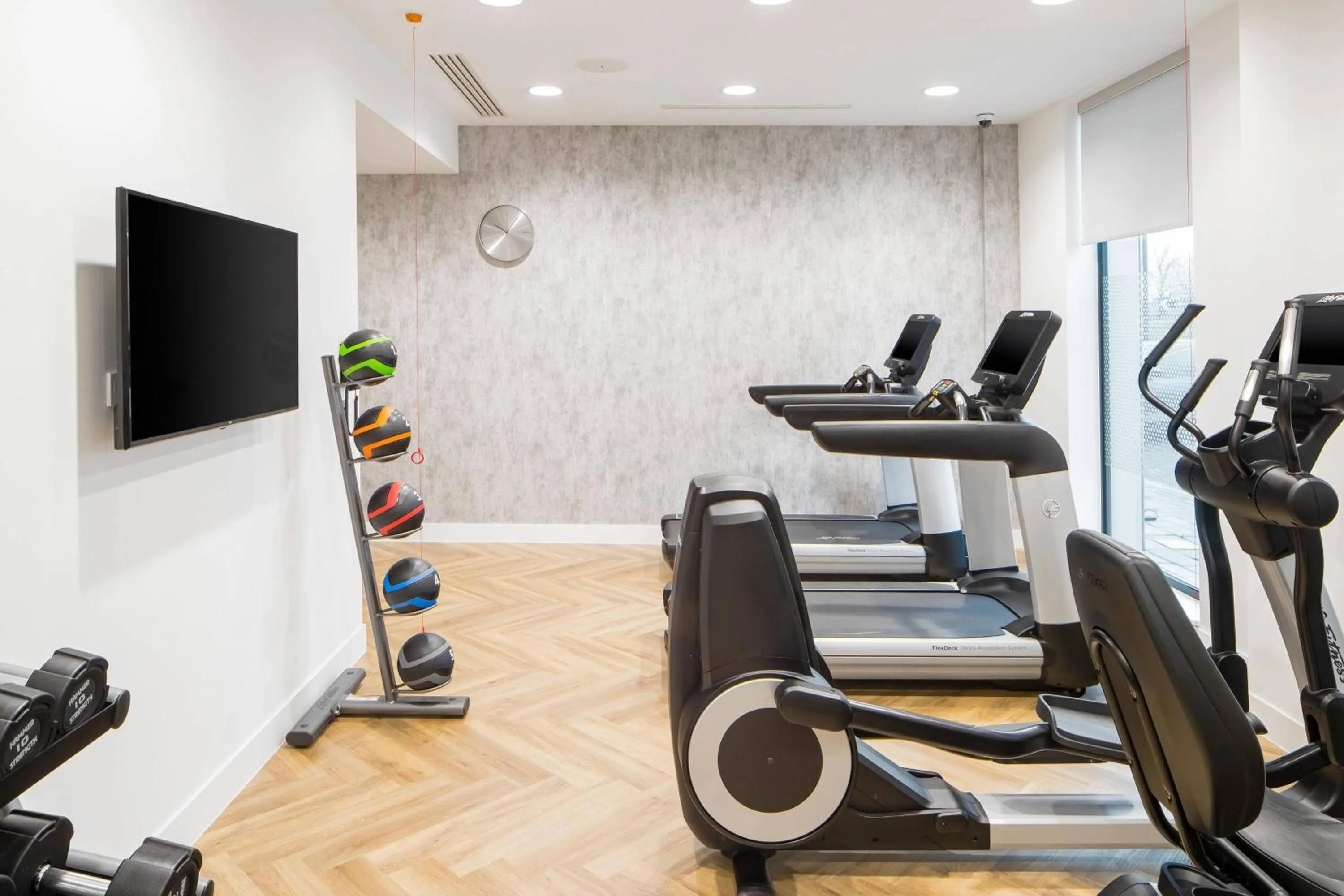 Fitness centre/facilities in Courtyard by Marriott Inverness Airport