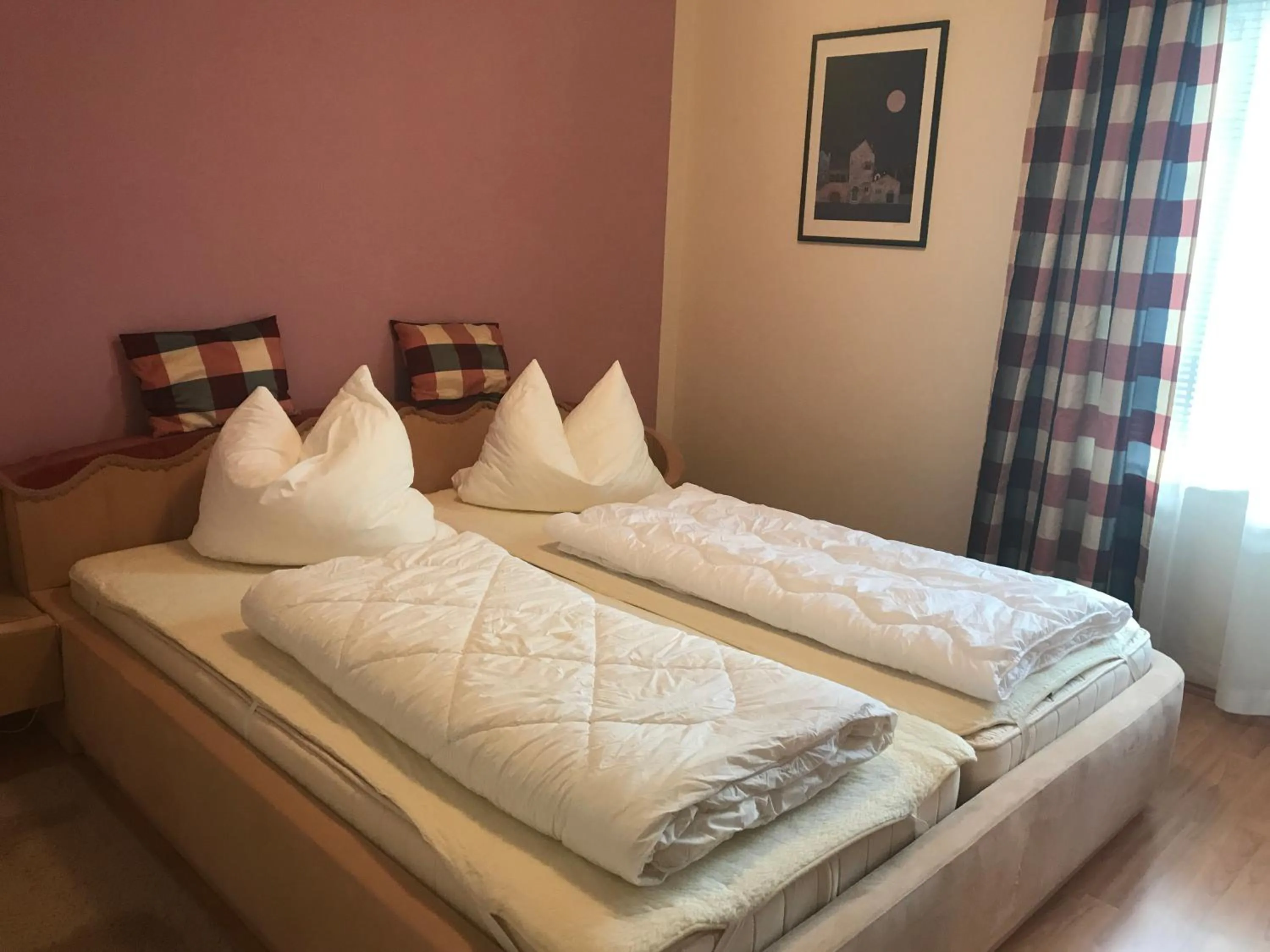 Photo of the whole room, Bed in Ferienresidenz Am weißen Regen