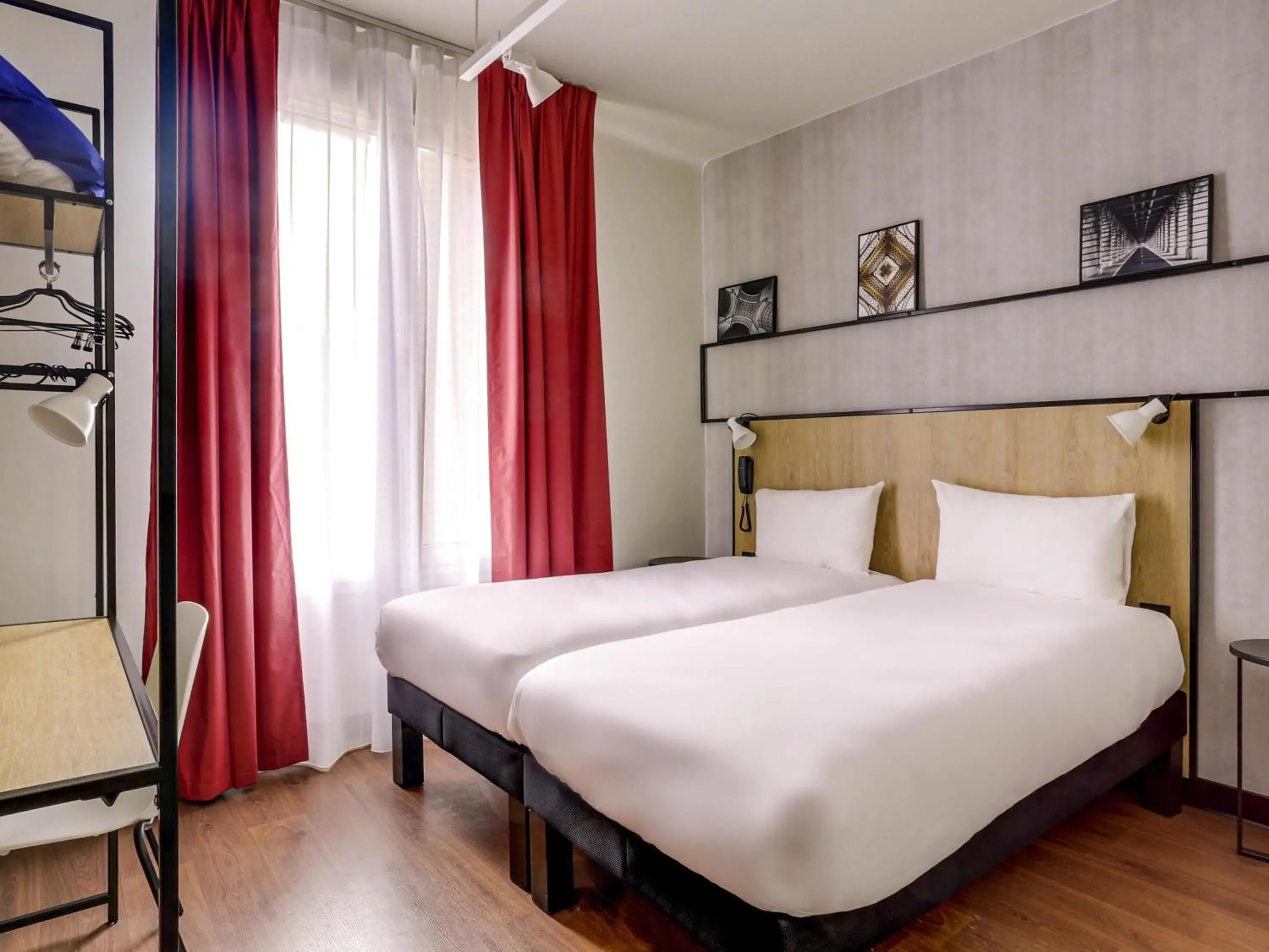 Bedroom, Bed in ibis Daumesnil Porte Doree Bedroom, Bed in ibis Daumesnil Porte Doree