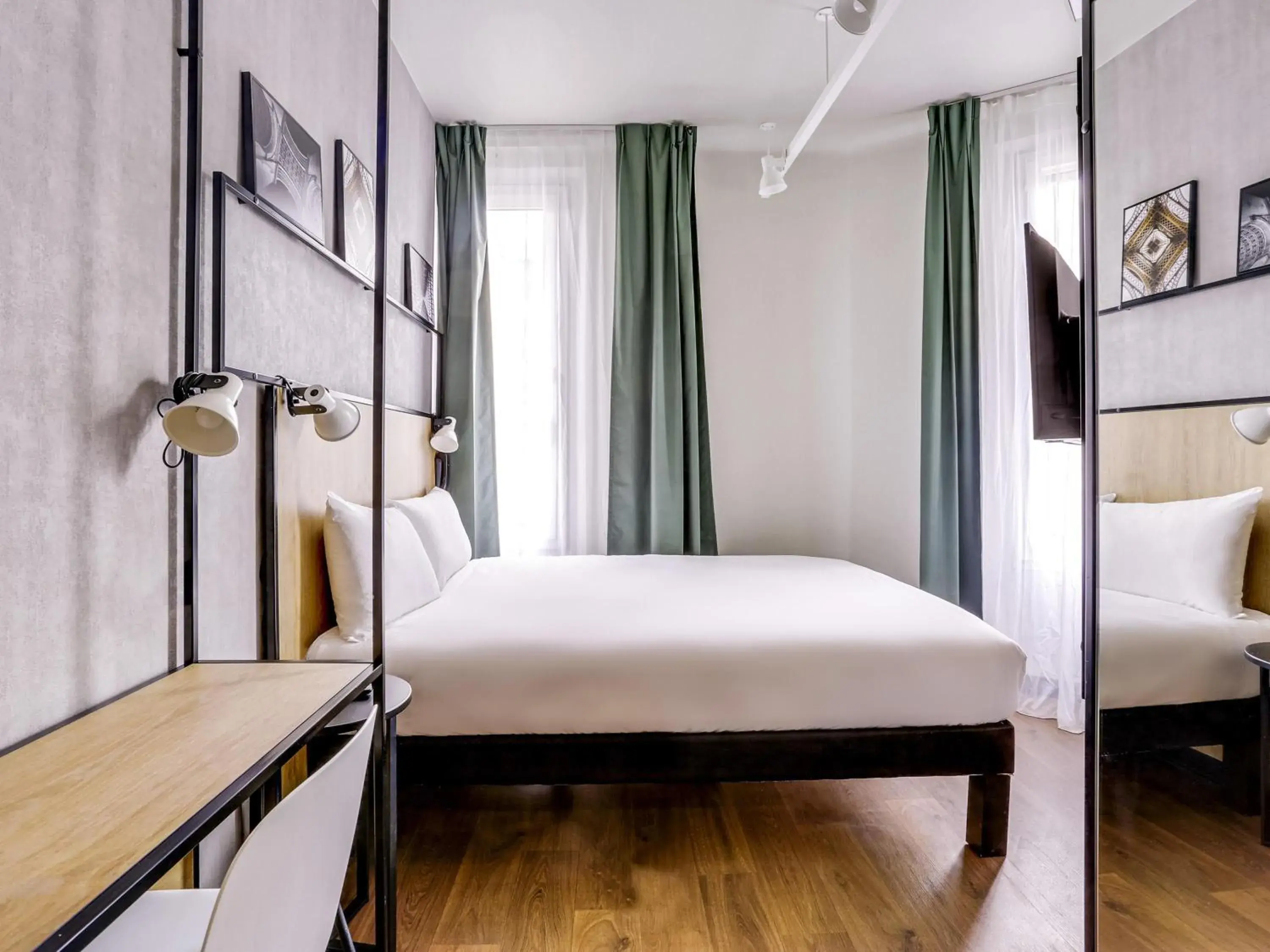 Bedroom, Bed in ibis Daumesnil Porte Doree Bedroom, Bed in ibis Daumesnil Porte Doree