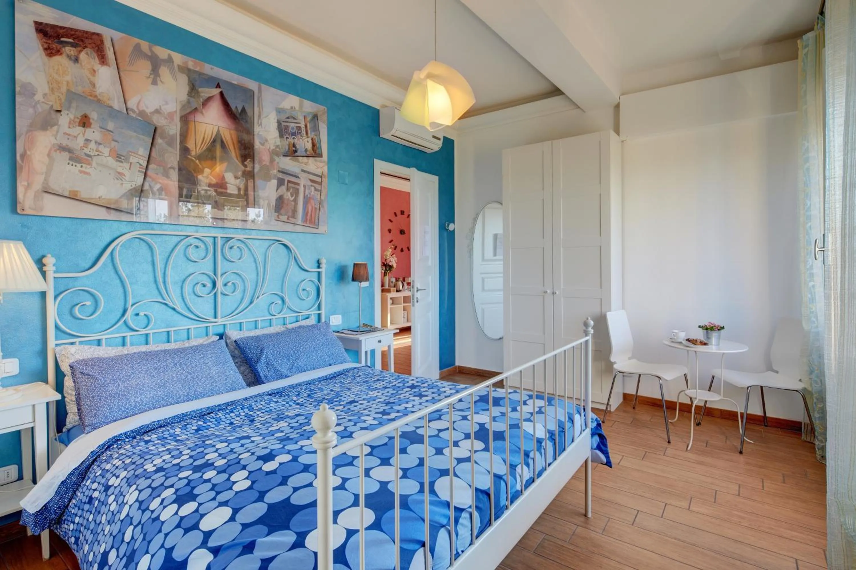 Photo of the whole room, Bed in Cento Passi dal Duomo B&B