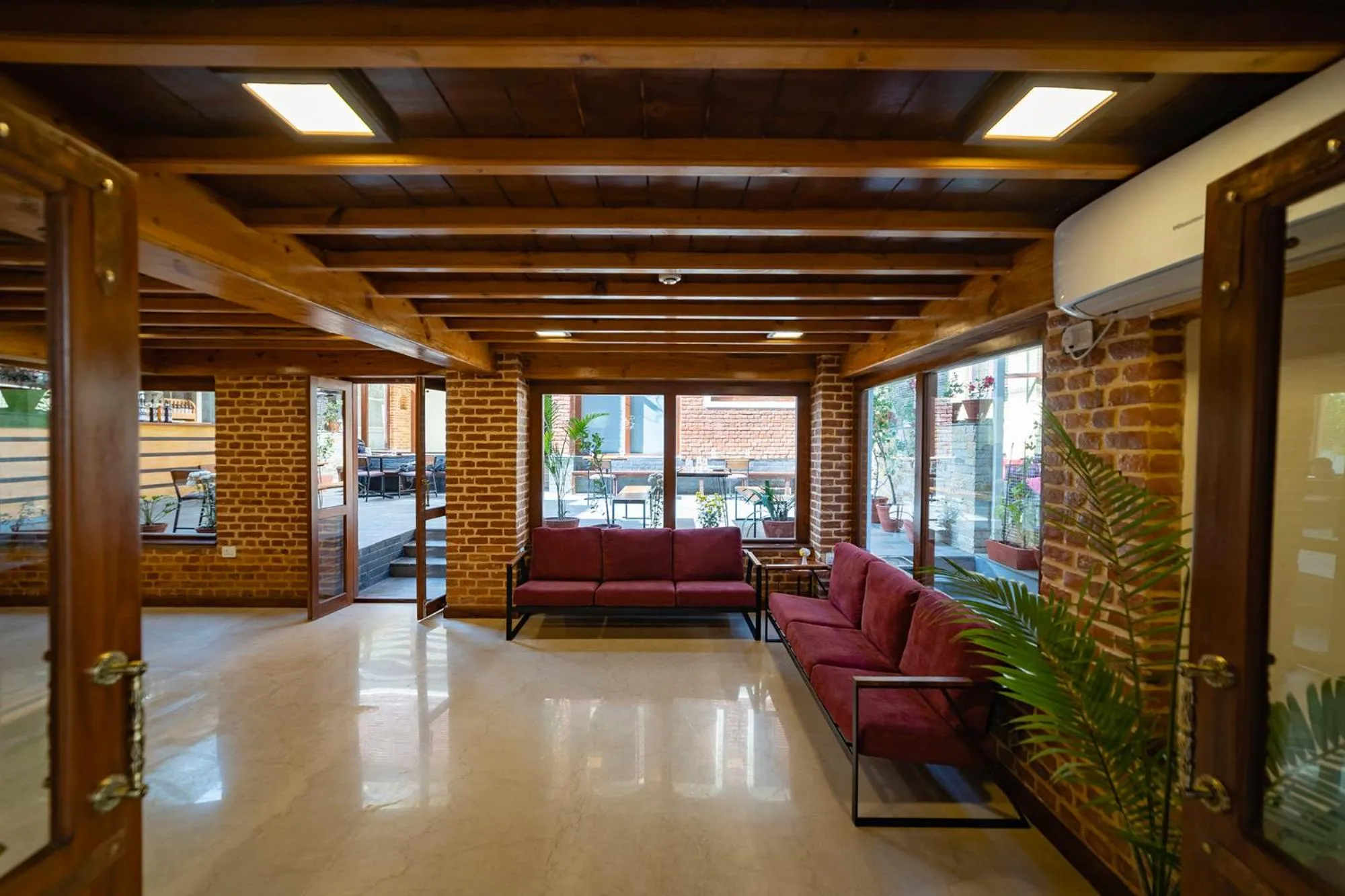 Lobby or reception in Traditional Stay - A Boutique Hotel