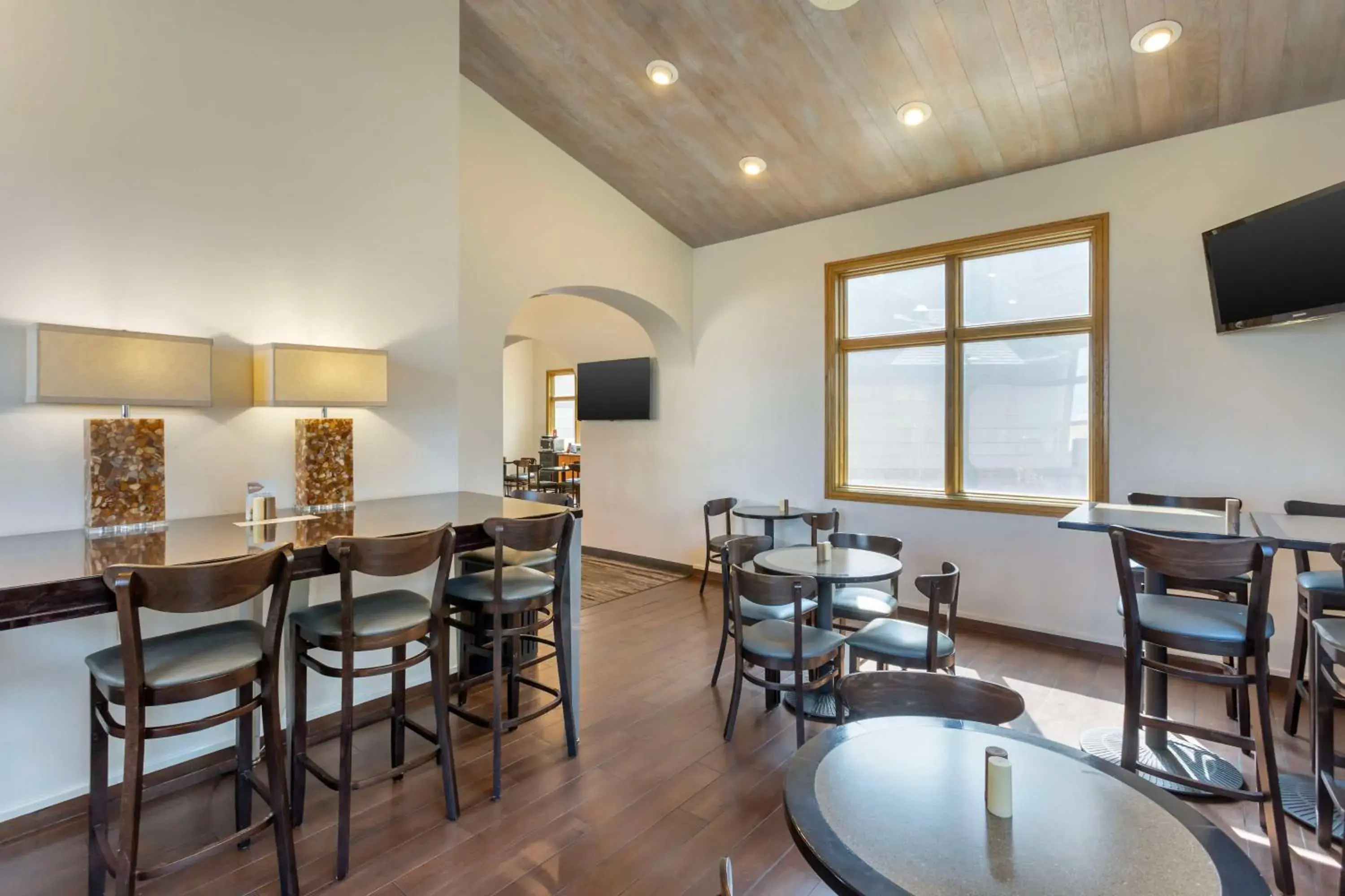 Breakfast in Best Western PLUS Cotton Tree Inn Breakfast in Best Western PLUS Cotton Tree Inn