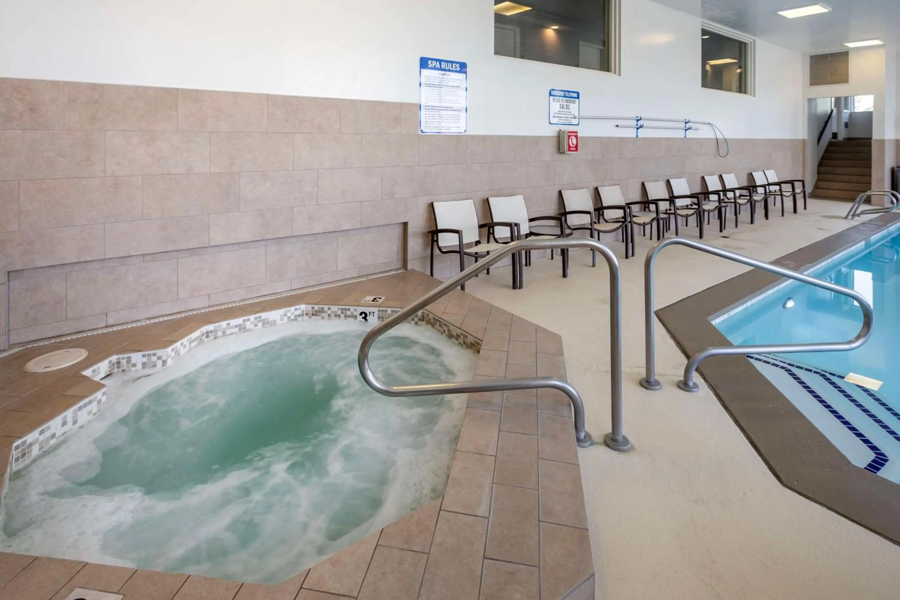 Pool view in Best Western PLUS Cotton Tree Inn