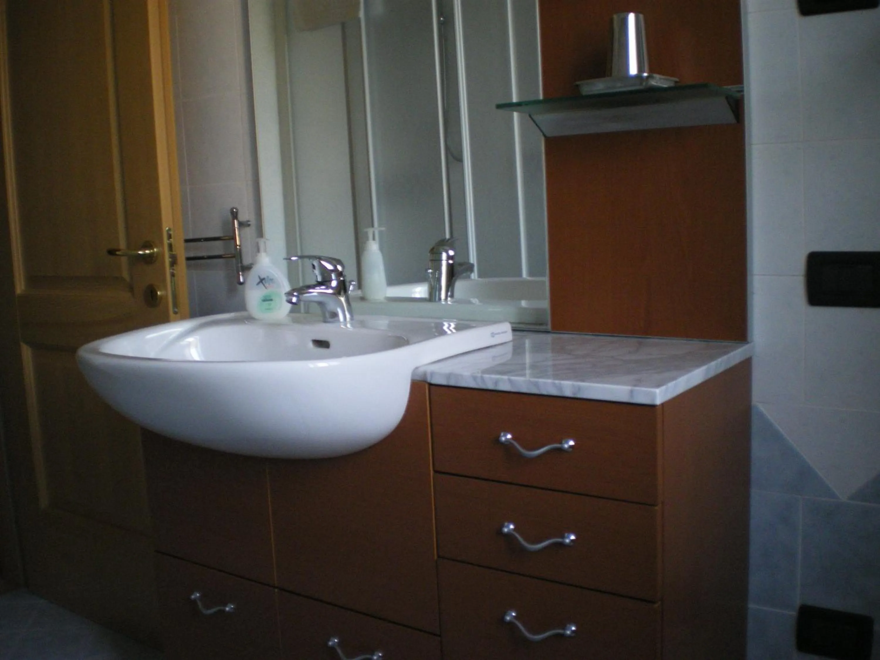 Bathroom in Ai Vellutai