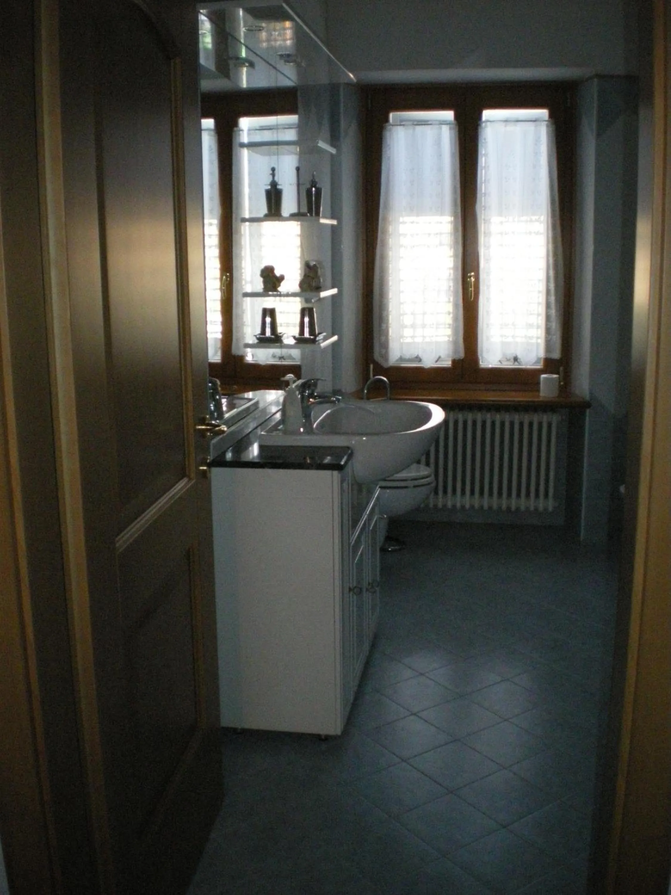 Bathroom in Ai Vellutai