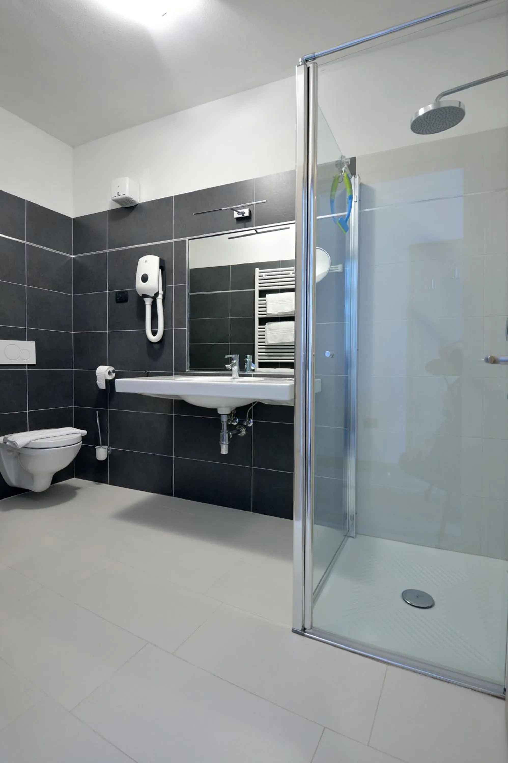 Bathroom in Ai Vellutai