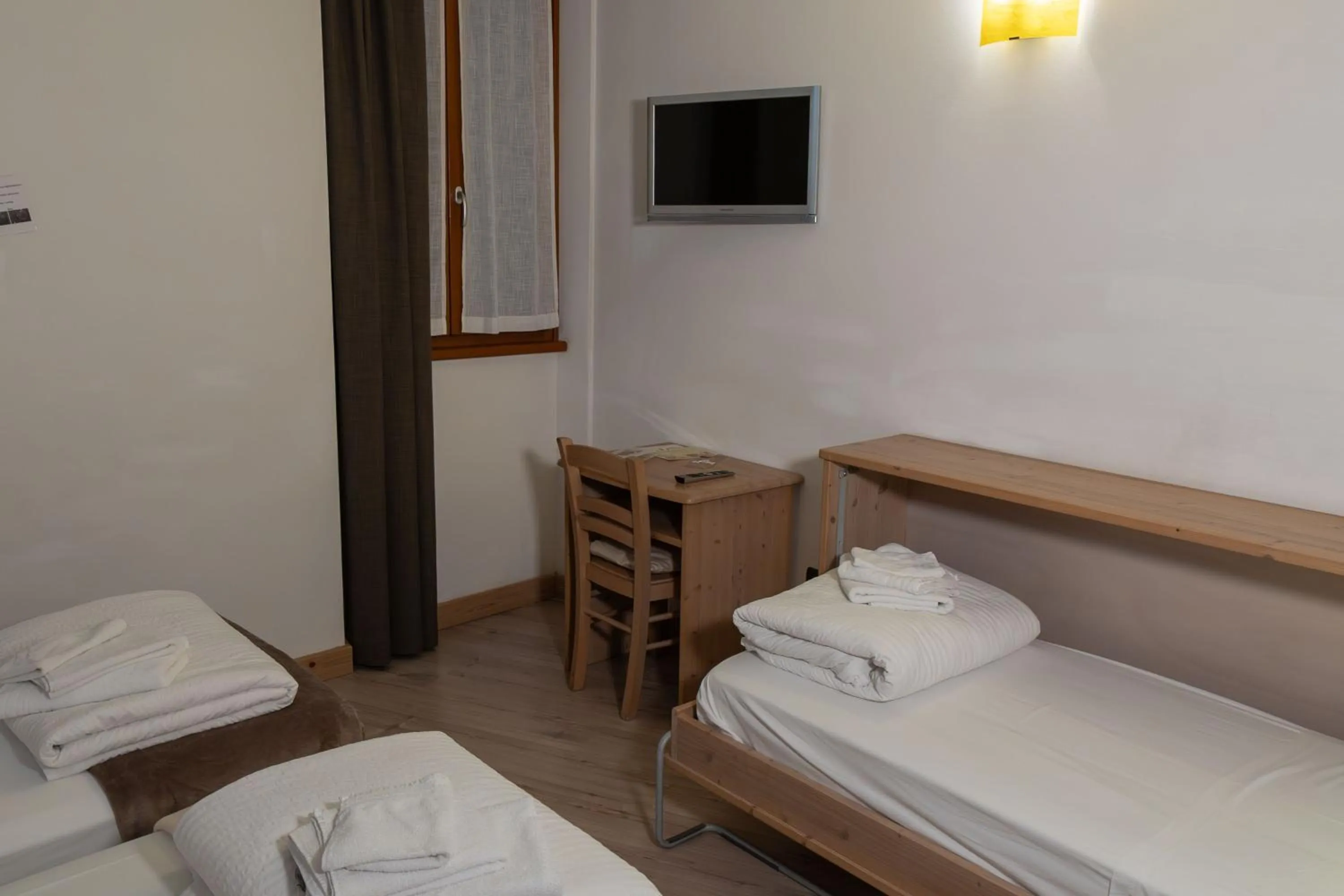 Bedroom, Bed in Ai Vellutai