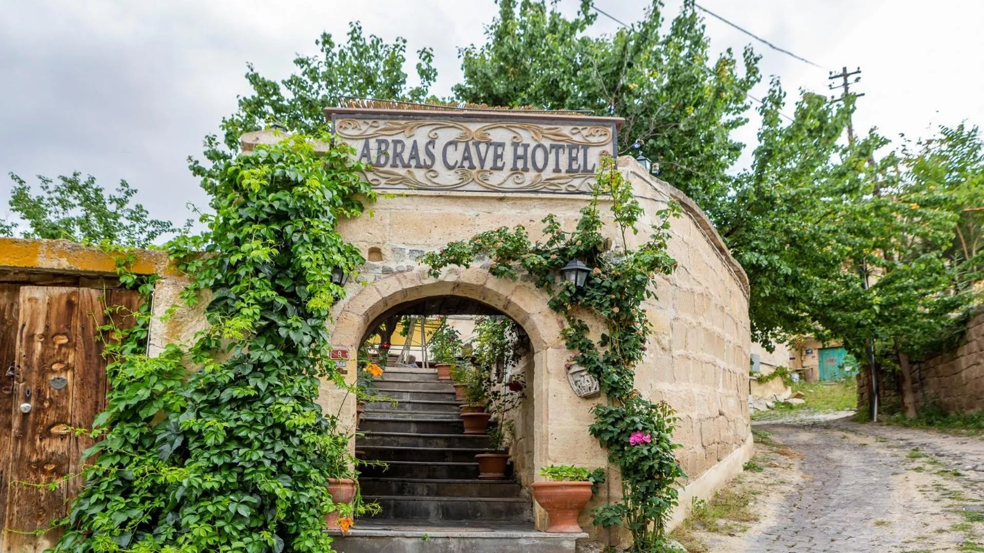 Facade/entrance in Cappadocia Abras Cave Hotel