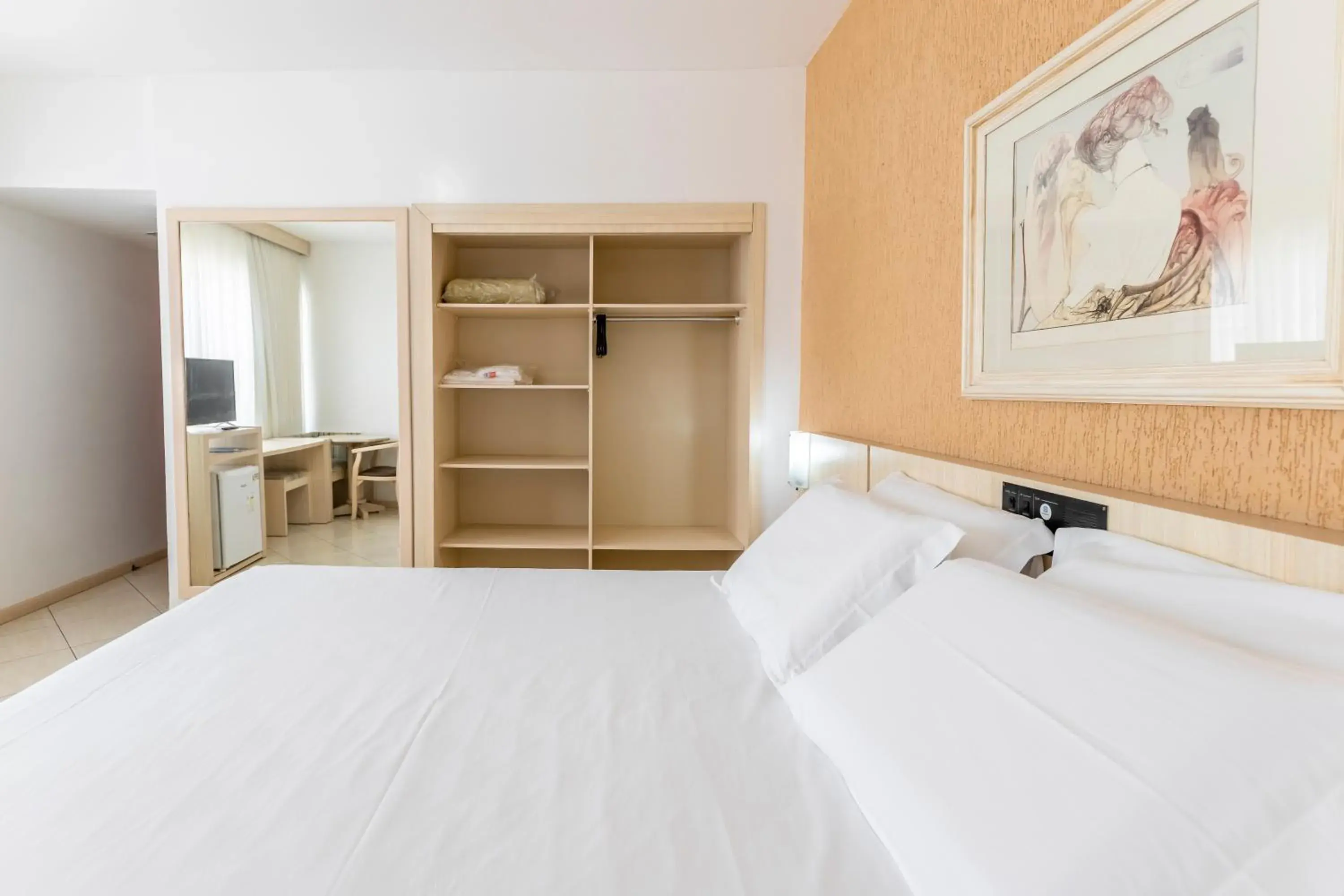 Bedroom, Bed in Hotel Açores Bedroom, Bed in Hotel Açores