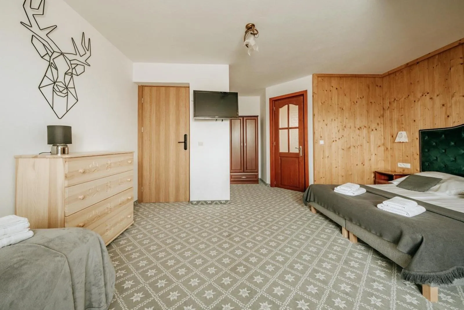 Photo of the whole room, Bed in Willa Swoboda Garden Spa