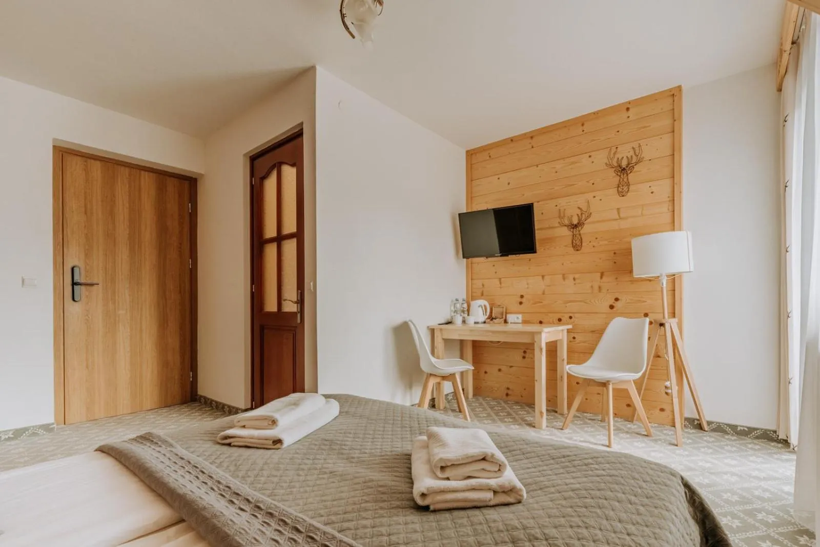 TV and multimedia, Bed in Willa Swoboda Garden Spa