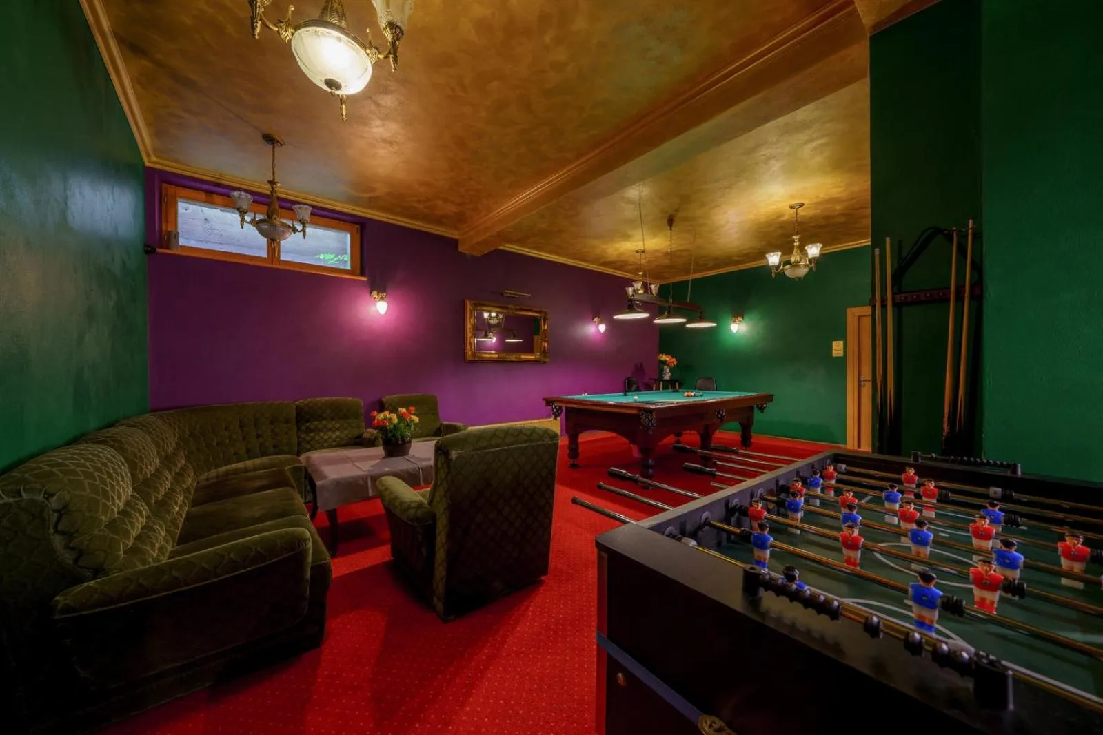 Communal lounge/ TV room in Willa Swoboda Garden Spa